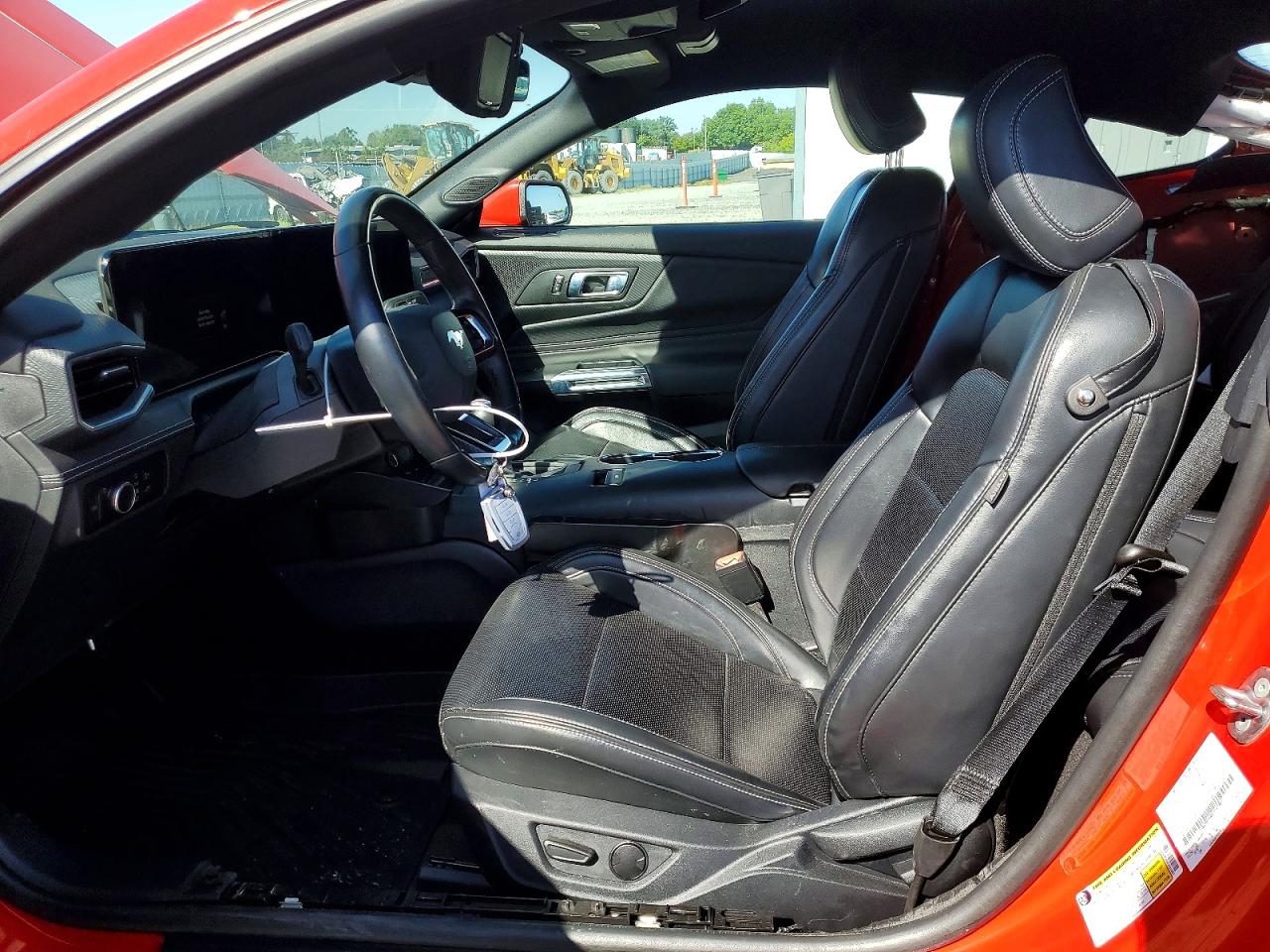 2024 Ford Mustang Красный vin: 1FA6P8TH9R5141807