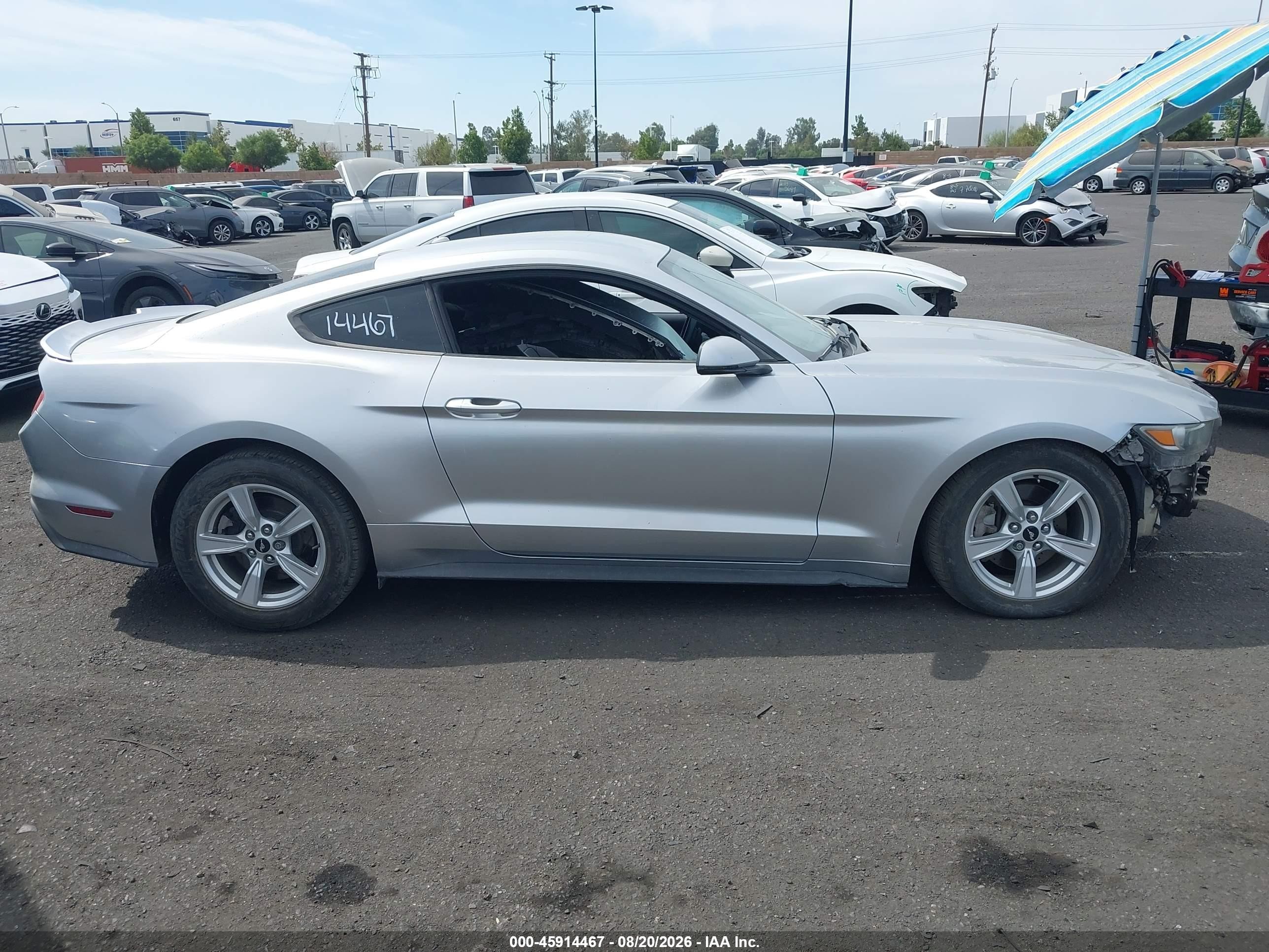 2015 Ford Mustang Ecoboost Серебряный vin: 1FA6P8THXF5343552