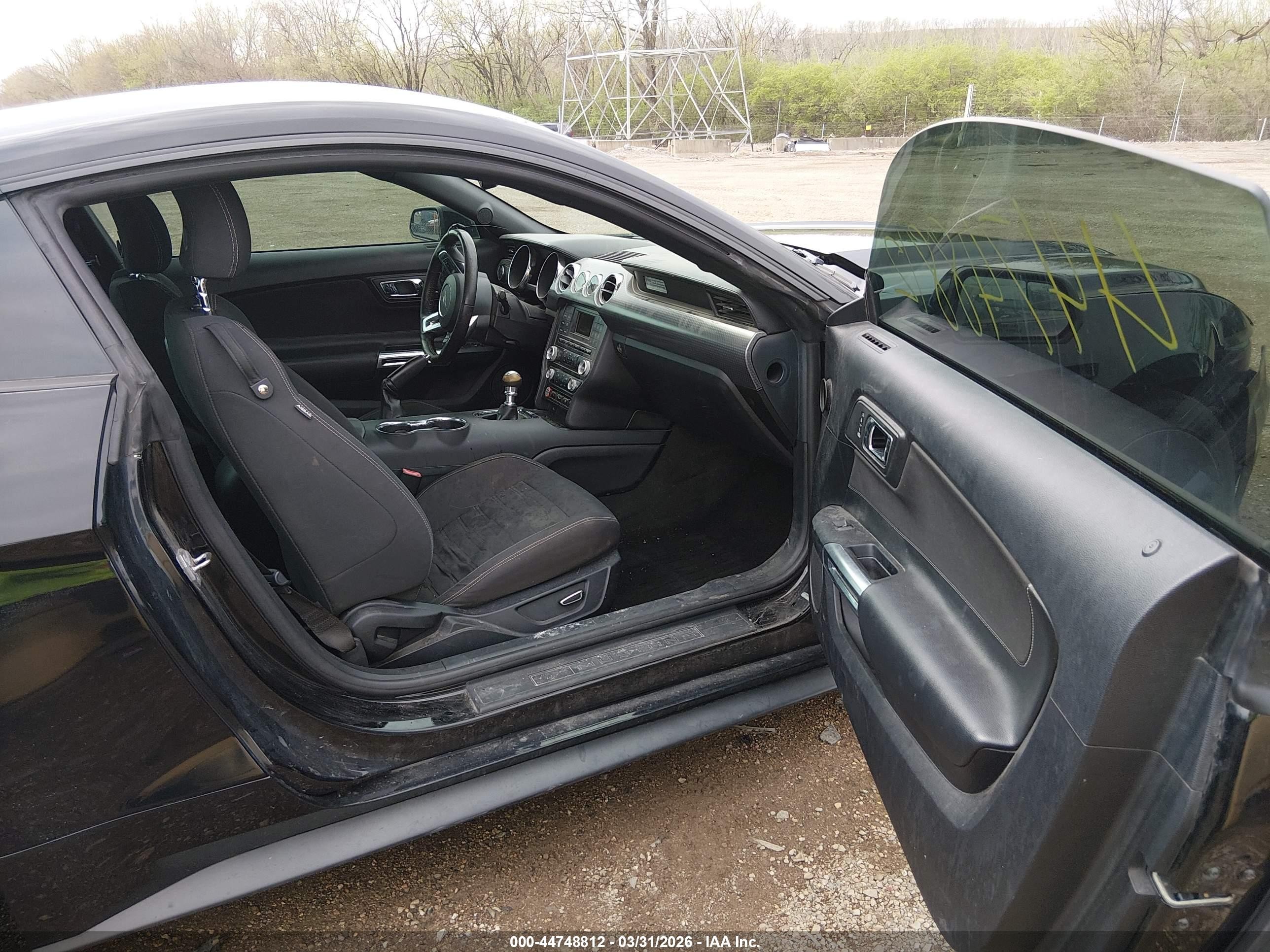 2015 Ford Mustang Ecoboost Black vin: 1FA6P8THXF5353613