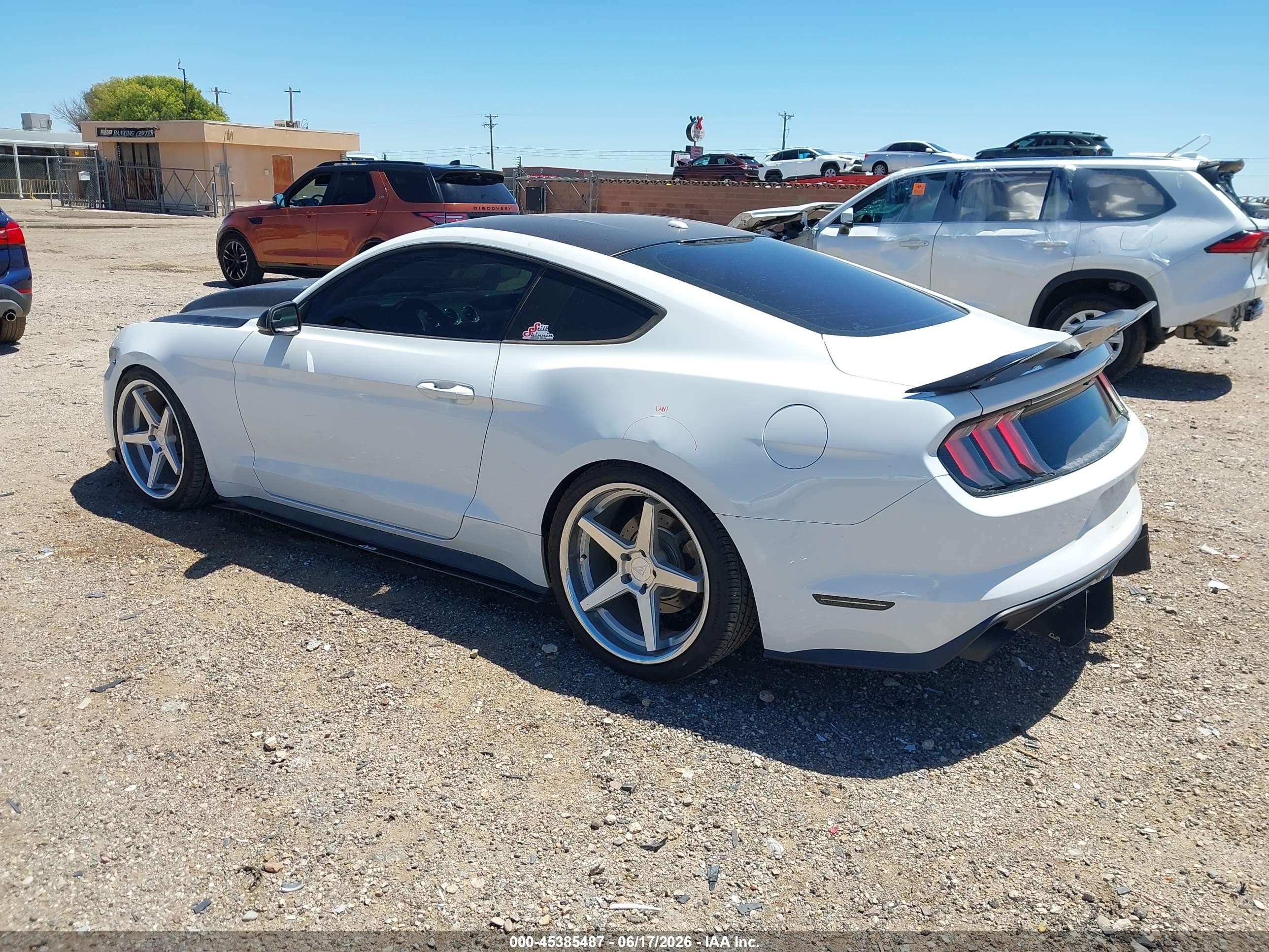 2015 Ford Mustang Ecoboost Белый vin: 1FA6P8THXF5359766