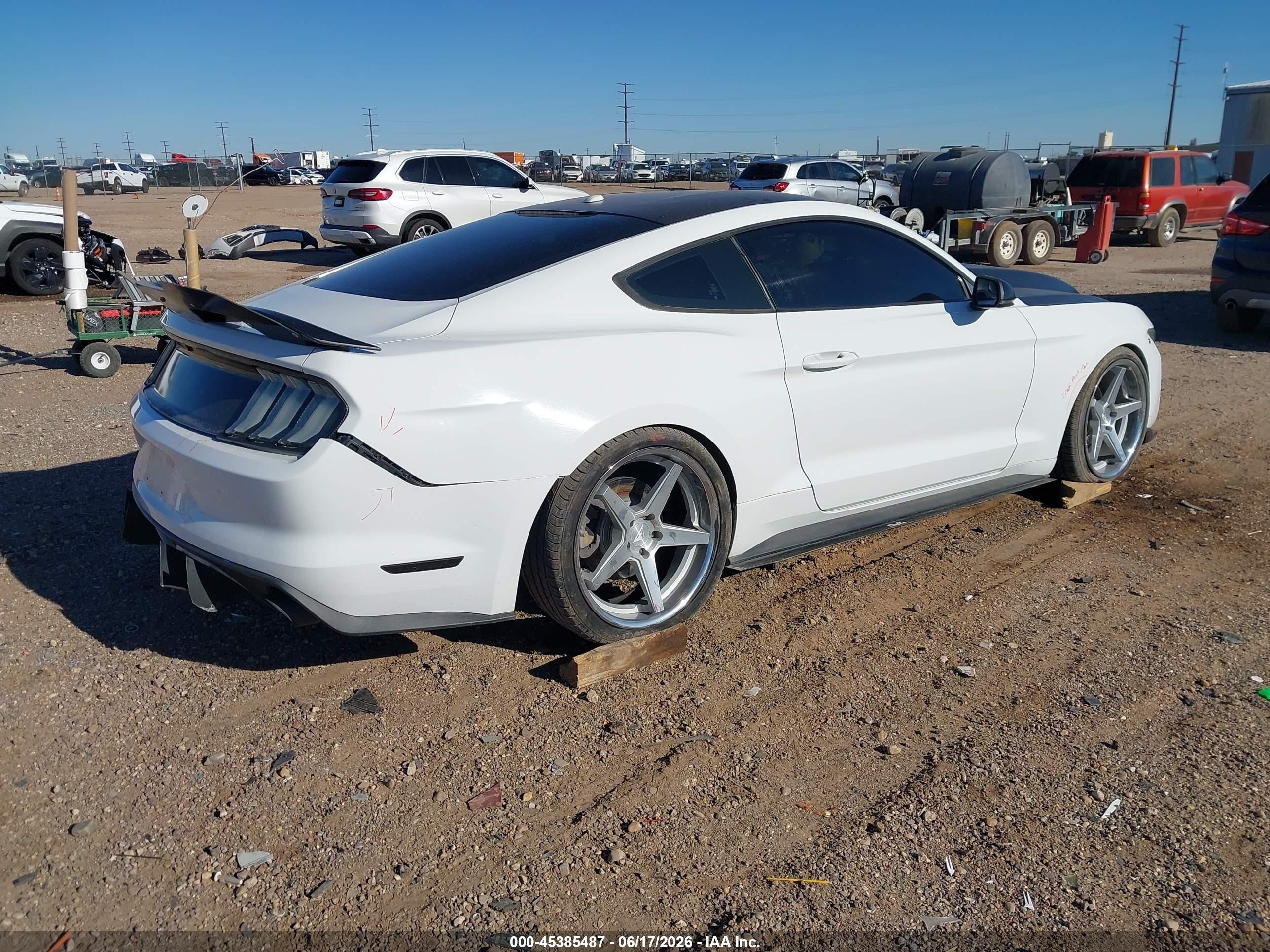 2015 Ford Mustang Ecoboost Белый vin: 1FA6P8THXF5359766