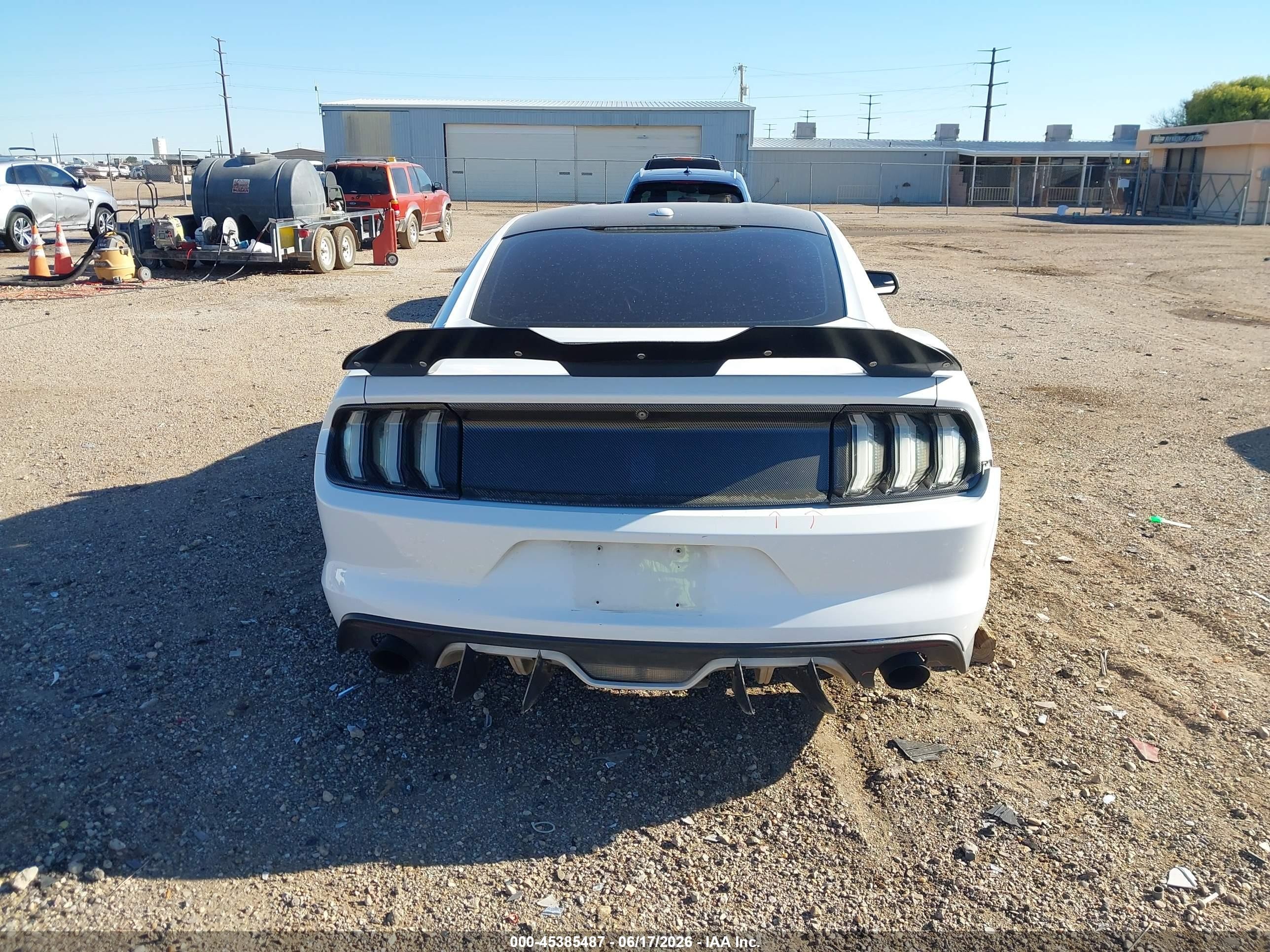 2015 Ford Mustang Ecoboost Белый vin: 1FA6P8THXF5359766