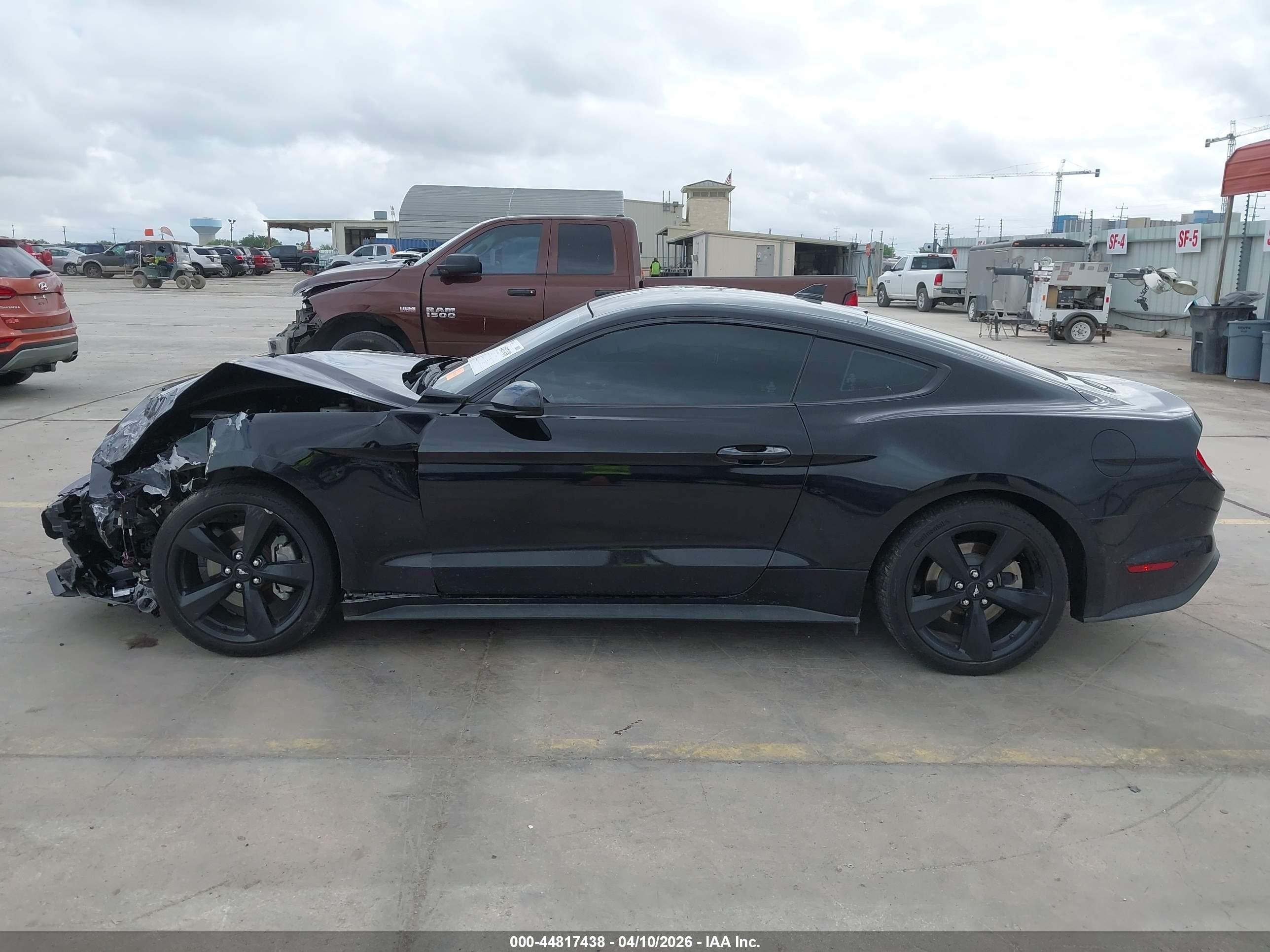 2021 Ford Mustang Ecoboost Fastback Black vin: 1FA6P8THXM5104340