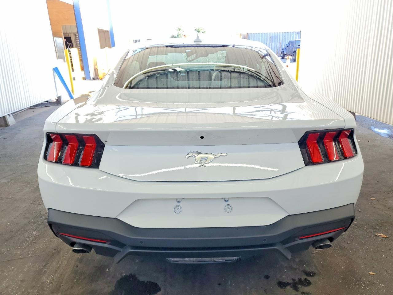 2026 Ford Mustang White vin: 1FA6P8THXT5110086