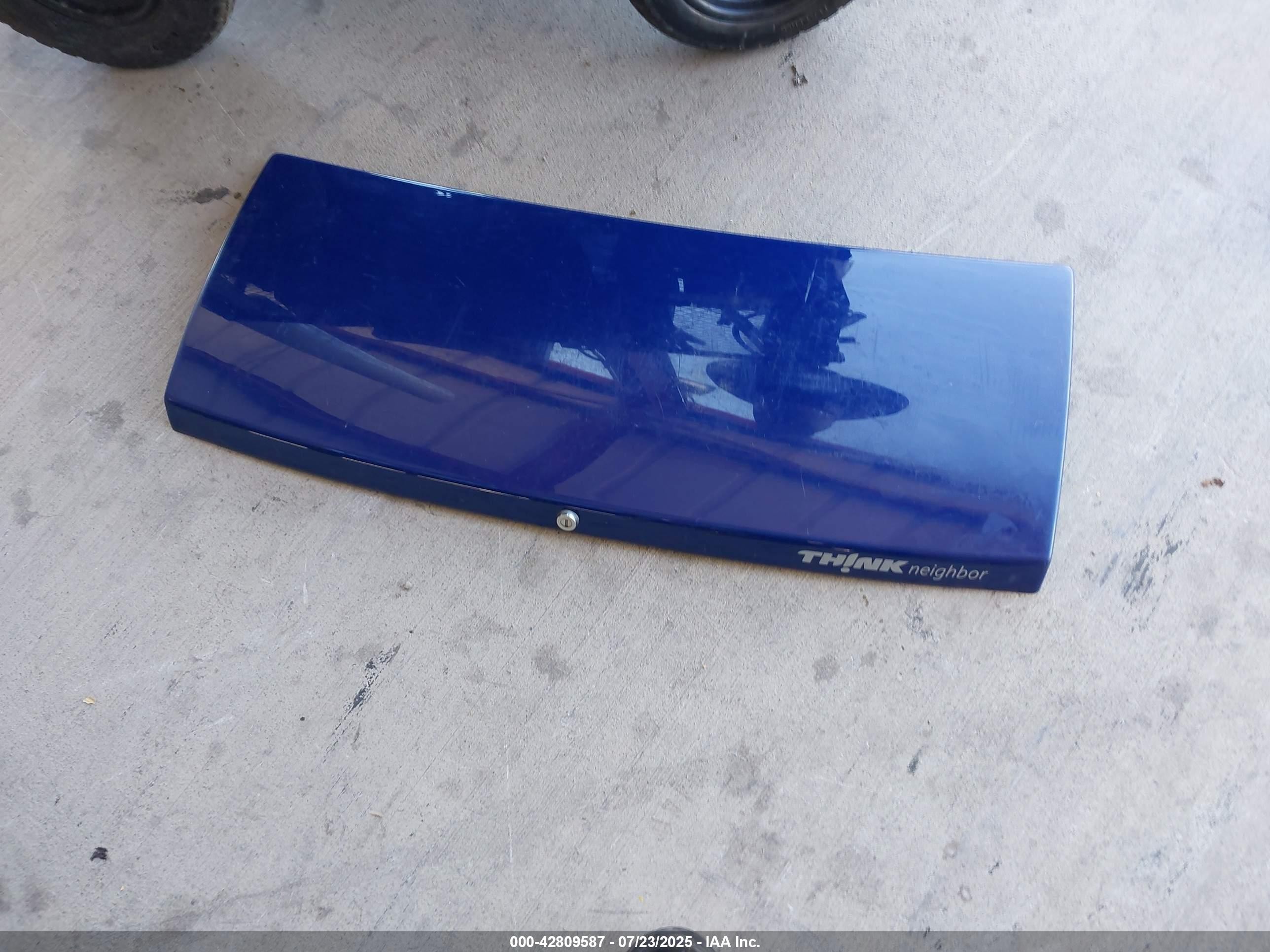 2002 Ford Think Neighbor   Blue vin: 1FABP205320100789