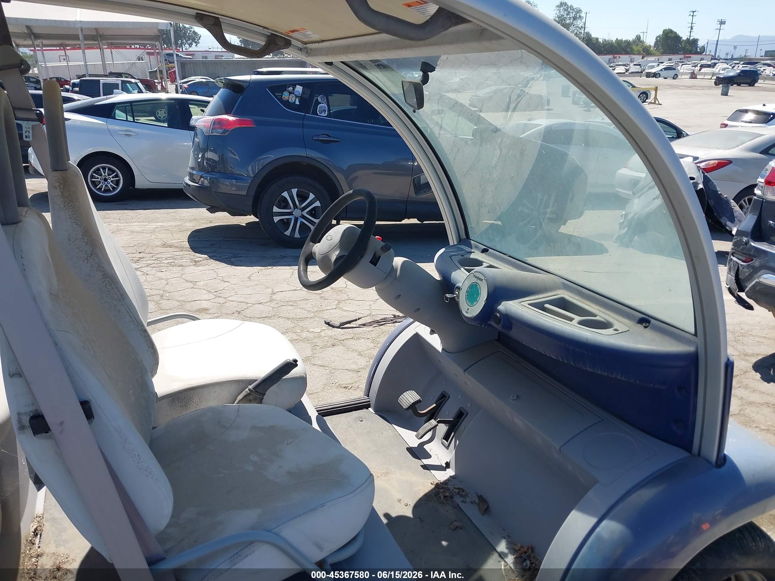 2002 Ford Think Neighbor Blue vin: 1FABP225620100699
