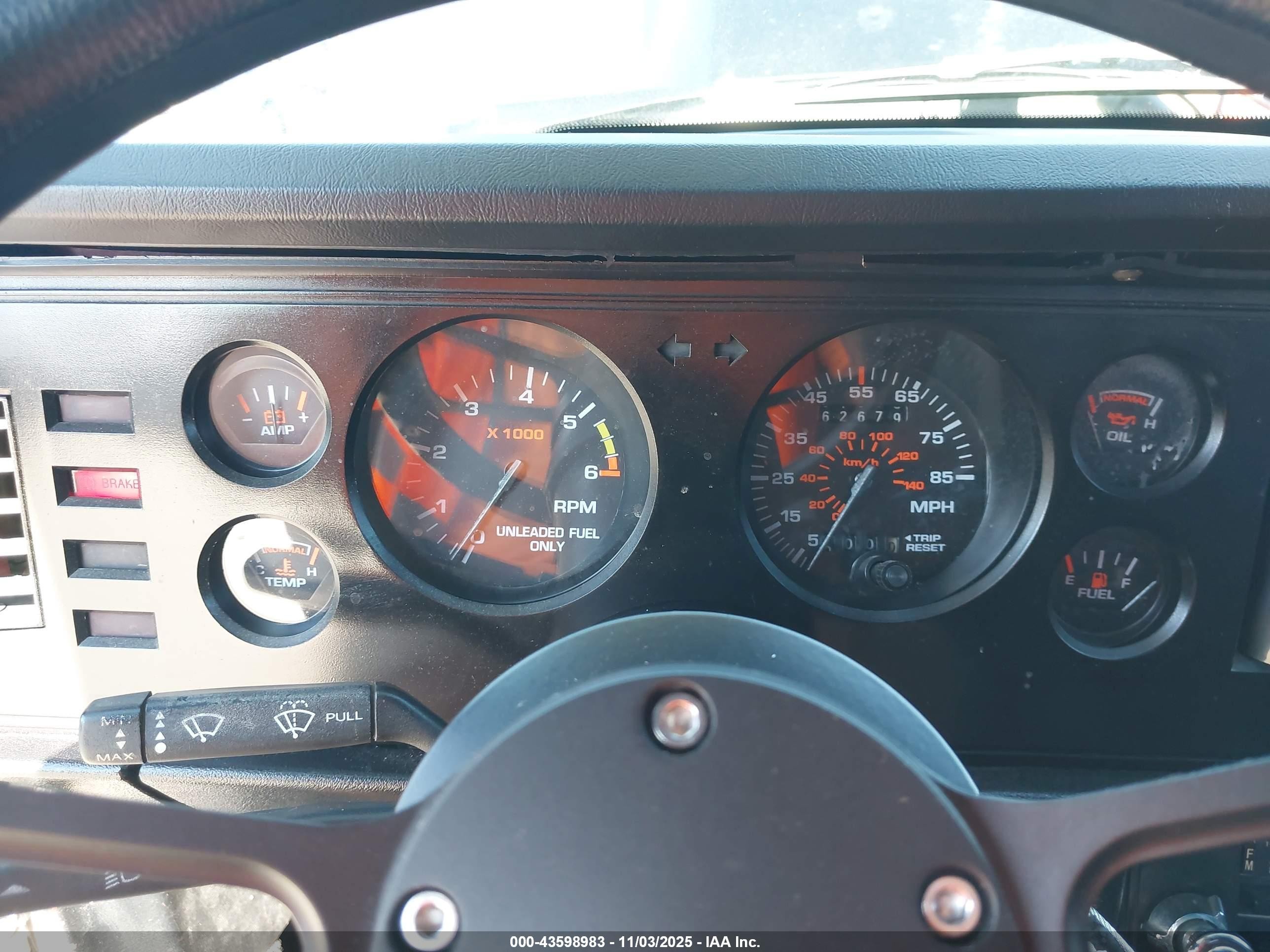 1983 Ford Mustang   Gray vin: 1FABP2731DF151468