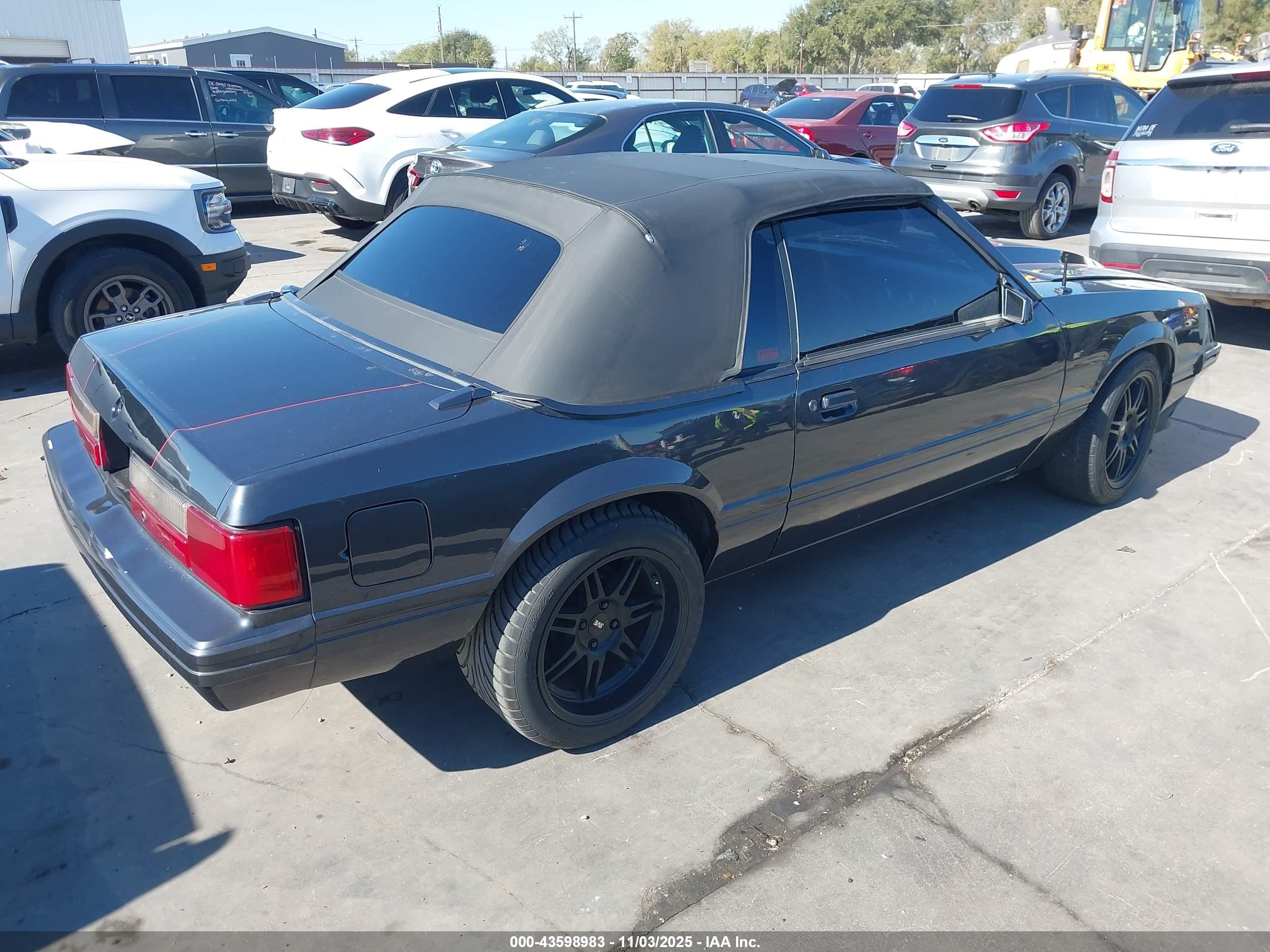 1983 Ford Mustang   Gray vin: 1FABP2731DF151468