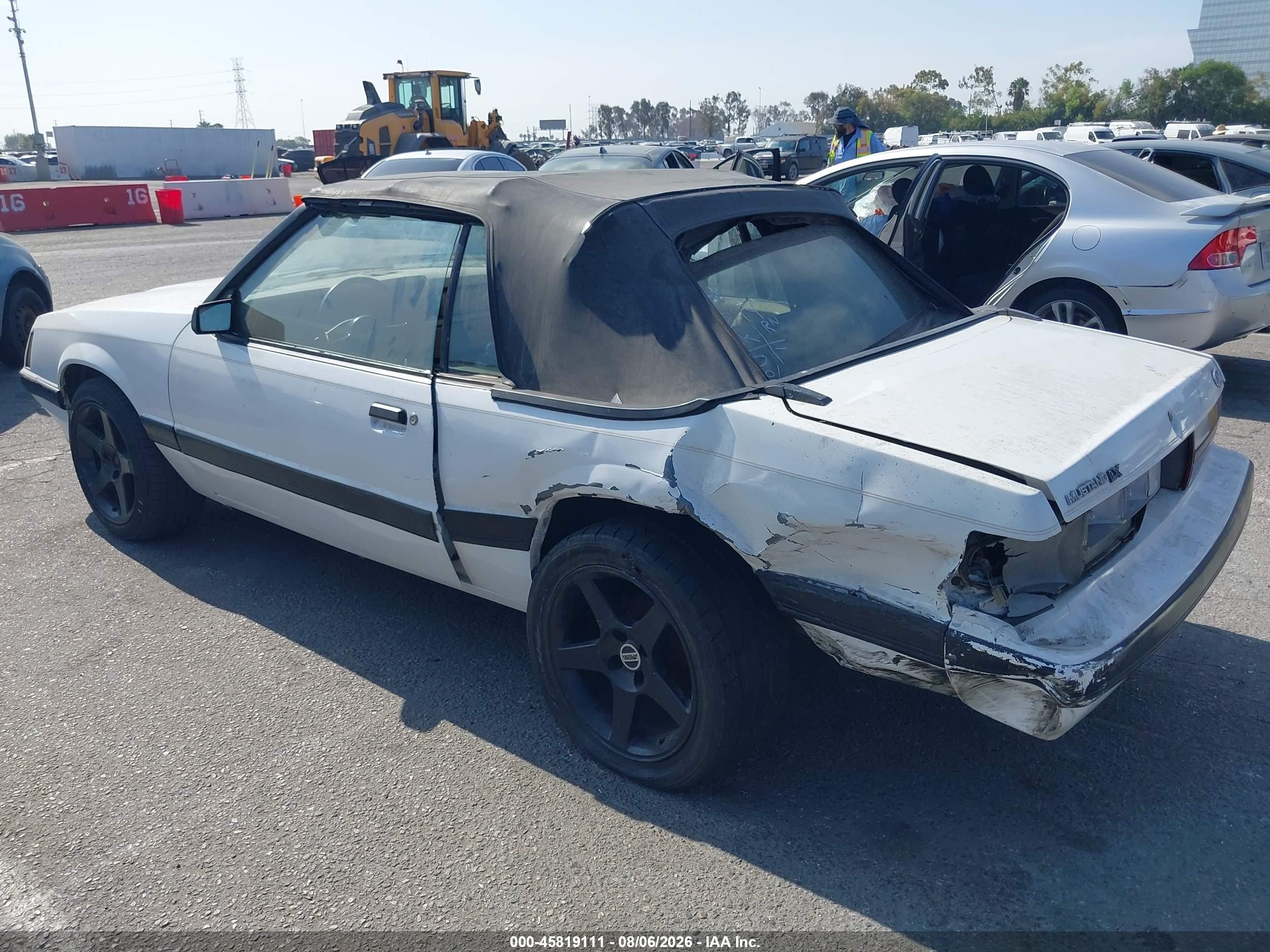 1985 Ford Mustang Lx/gt White vin: 1FABP2732FF128381