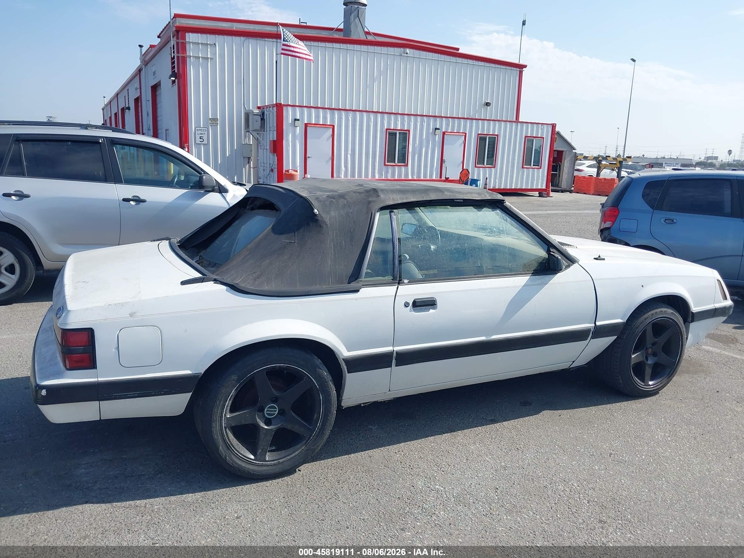 1985 Ford Mustang Lx/gt White vin: 1FABP2732FF128381