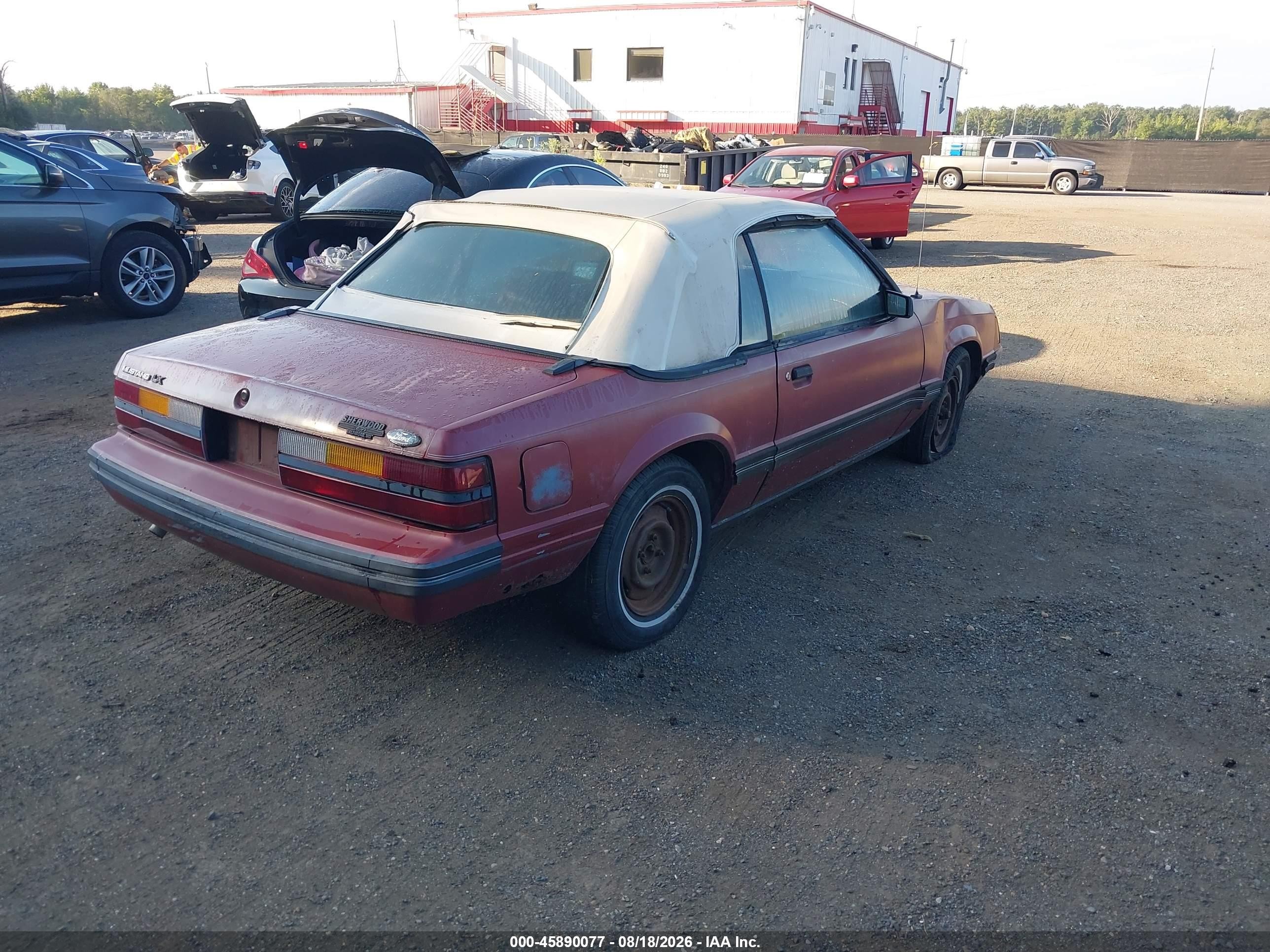 1984 Ford Mustang Glx Красный vin: 1FABP2736EF216610