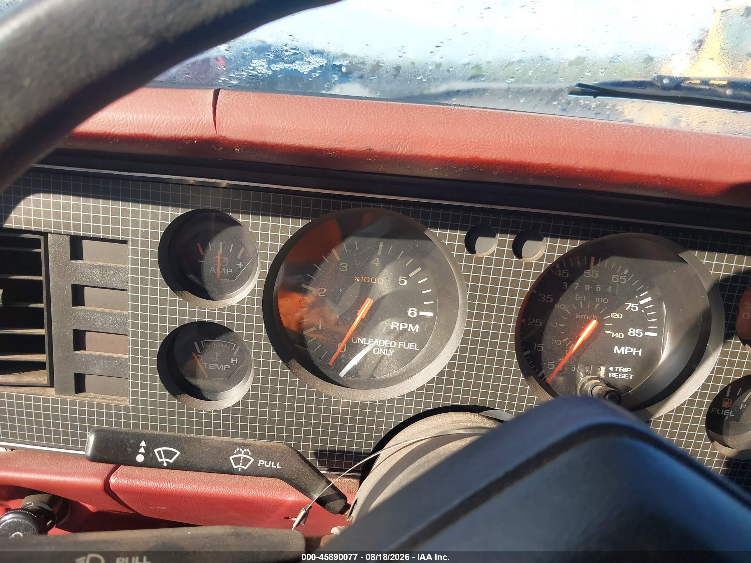 1984 Ford Mustang Glx Красный vin: 1FABP2736EF216610