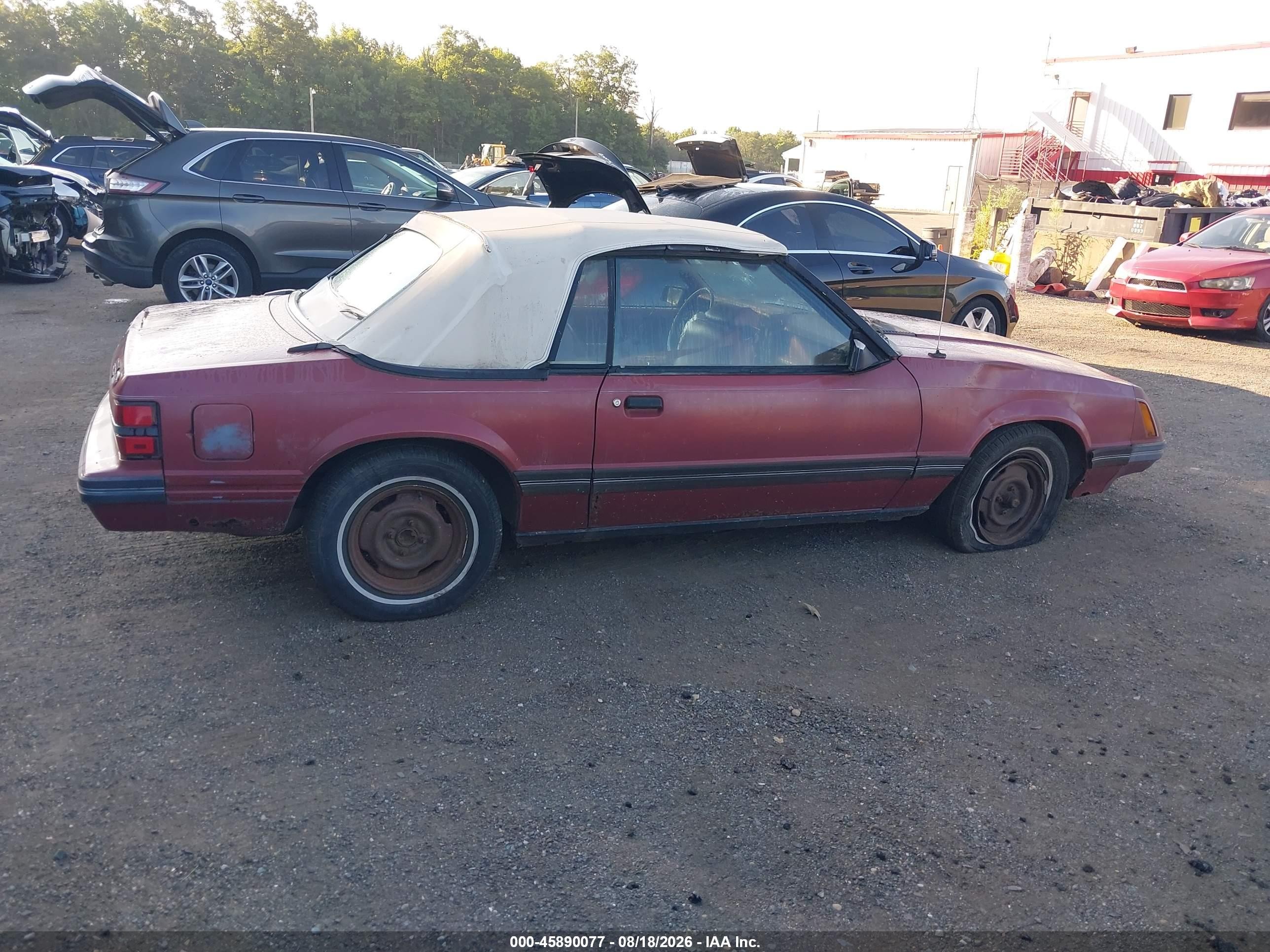 1984 Ford Mustang Glx Красный vin: 1FABP2736EF216610