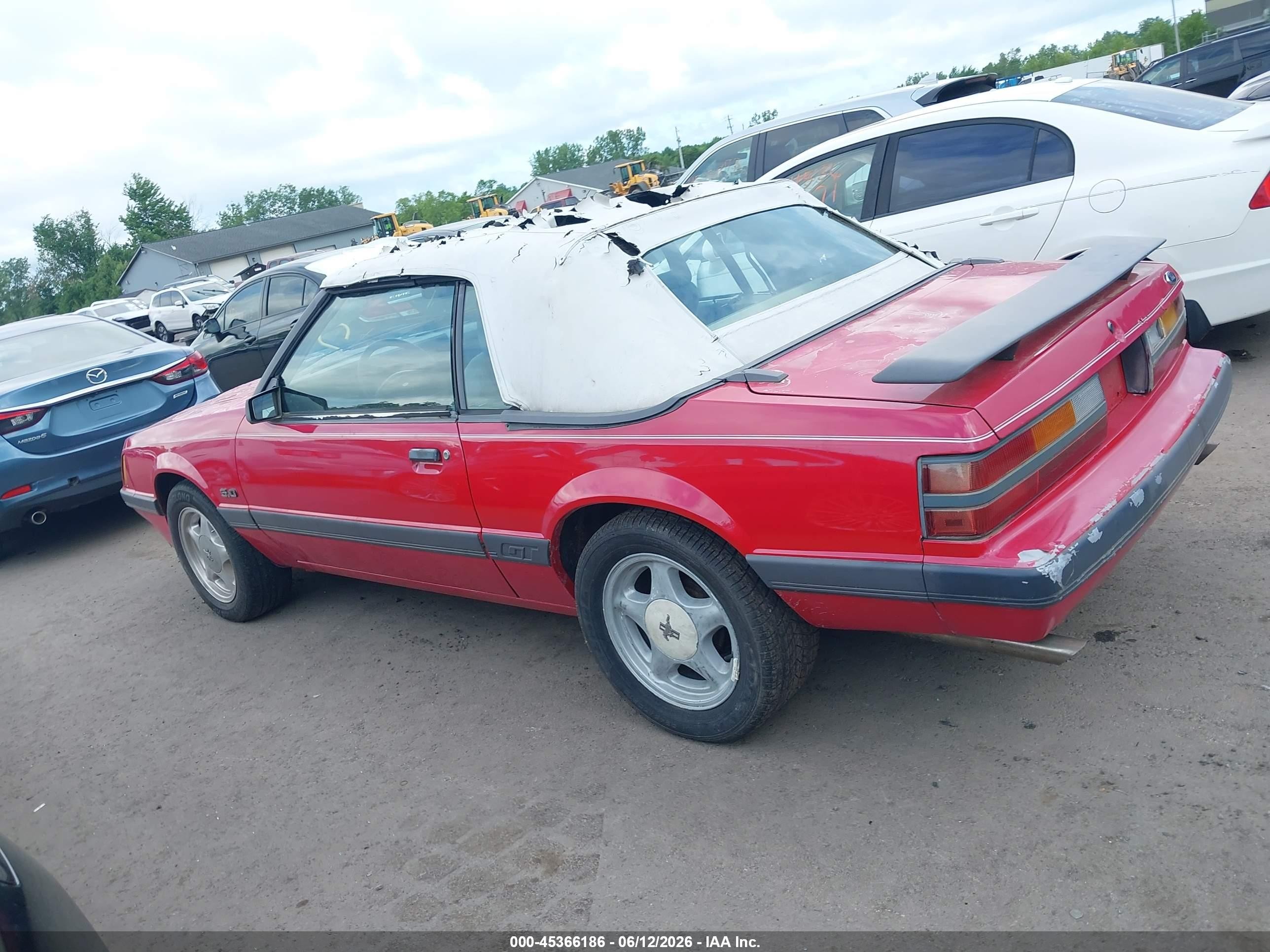 1985 Ford Mustang Lx/gt Red vin: 1FABP27M2FF117292