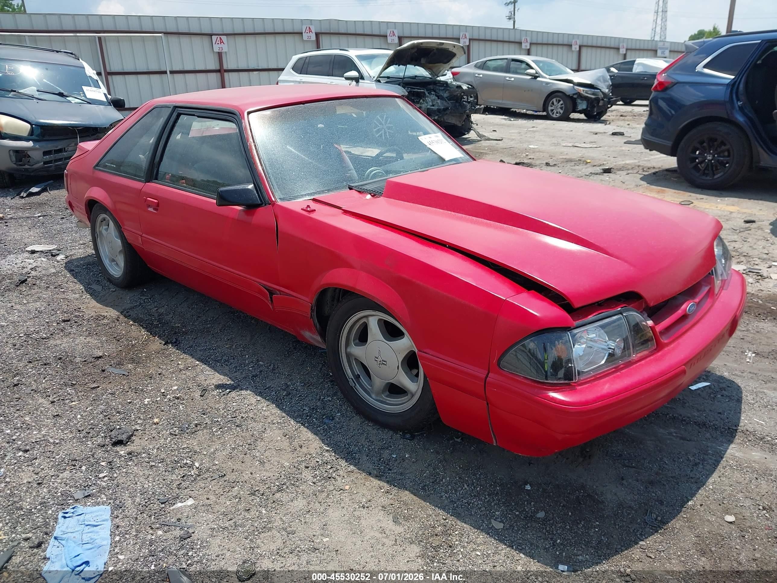 1985 Ford Mustang Lx/gt Red vin: 1FABP28A8FF134232