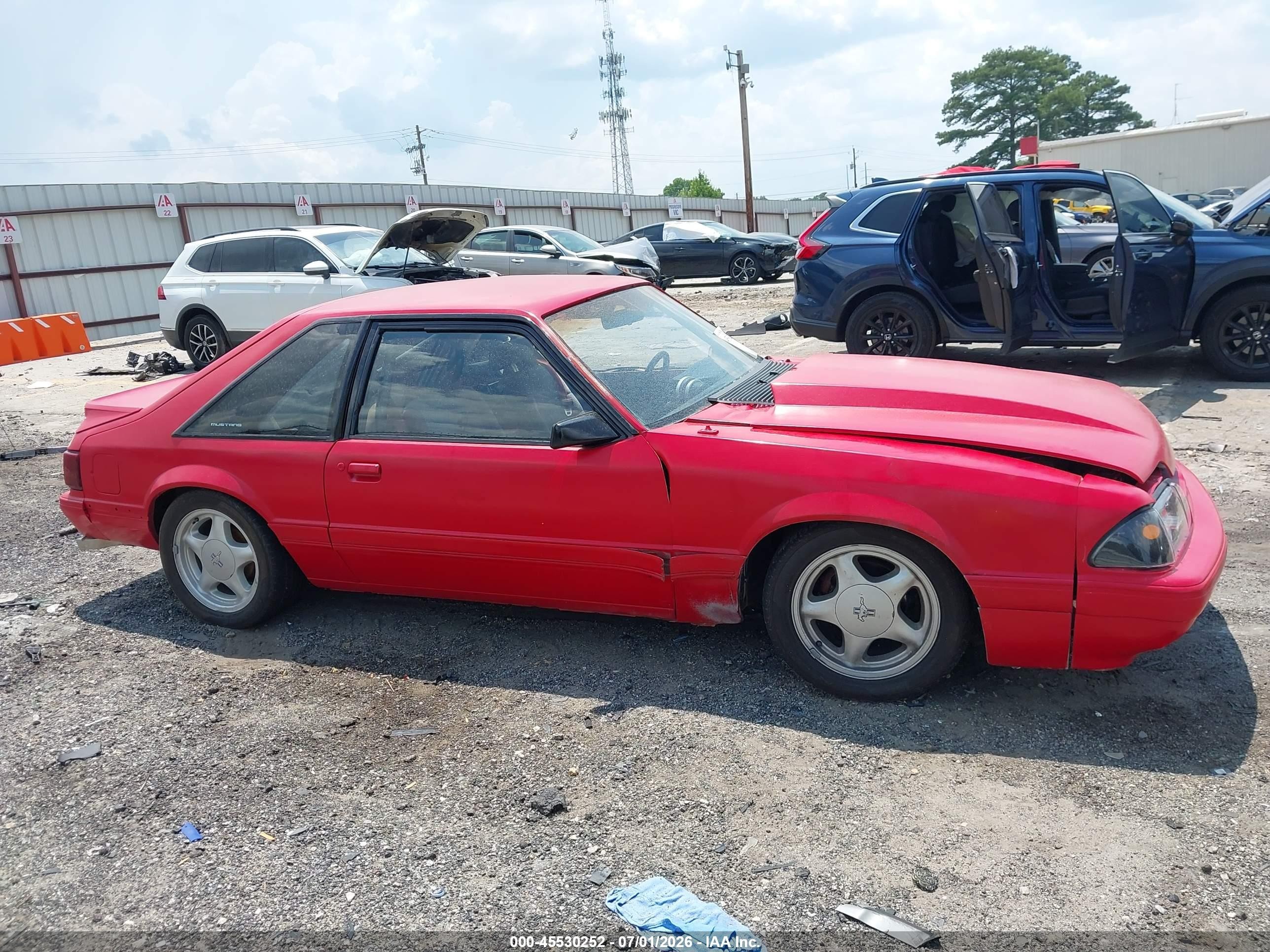 1985 Ford Mustang Lx/gt Red vin: 1FABP28A8FF134232