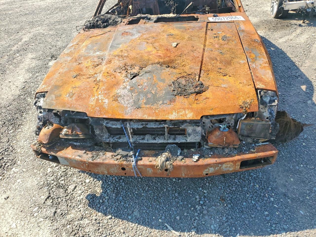 1984 Ford Mustang L Burn vin: 1FABP28M2EF225358