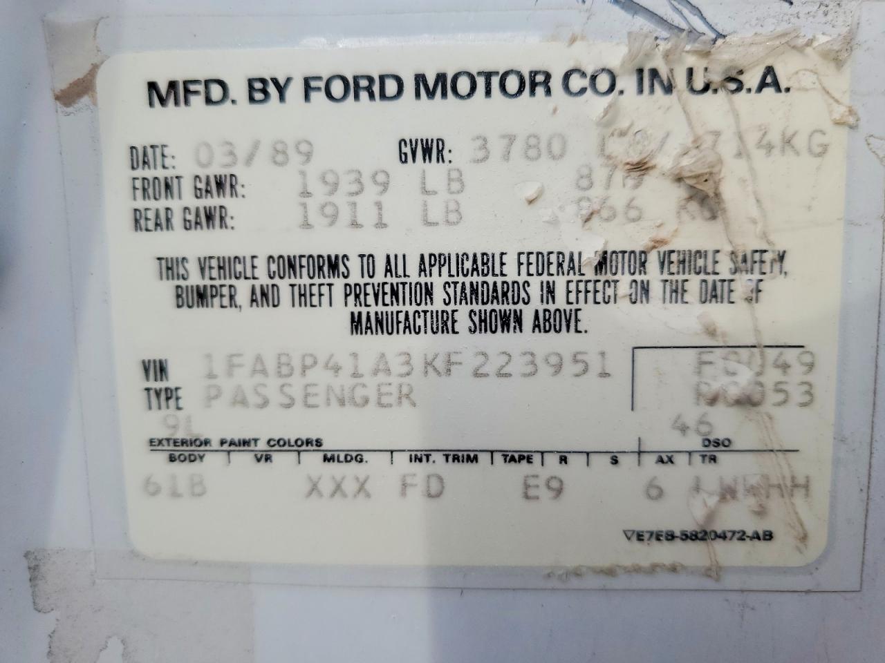 1989 Ford Mustang White vin: 1FABP41A3KF223951