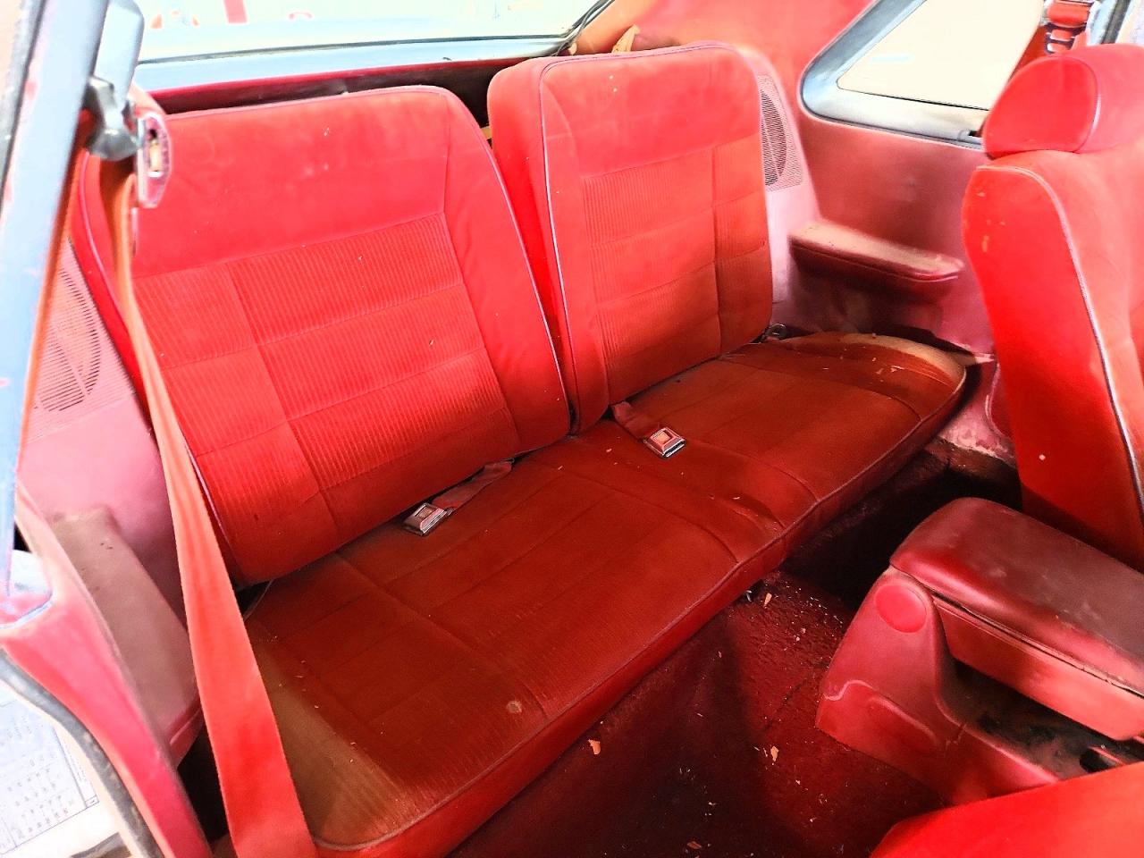 1989 Ford Mustang White vin: 1FABP41A3KF223951