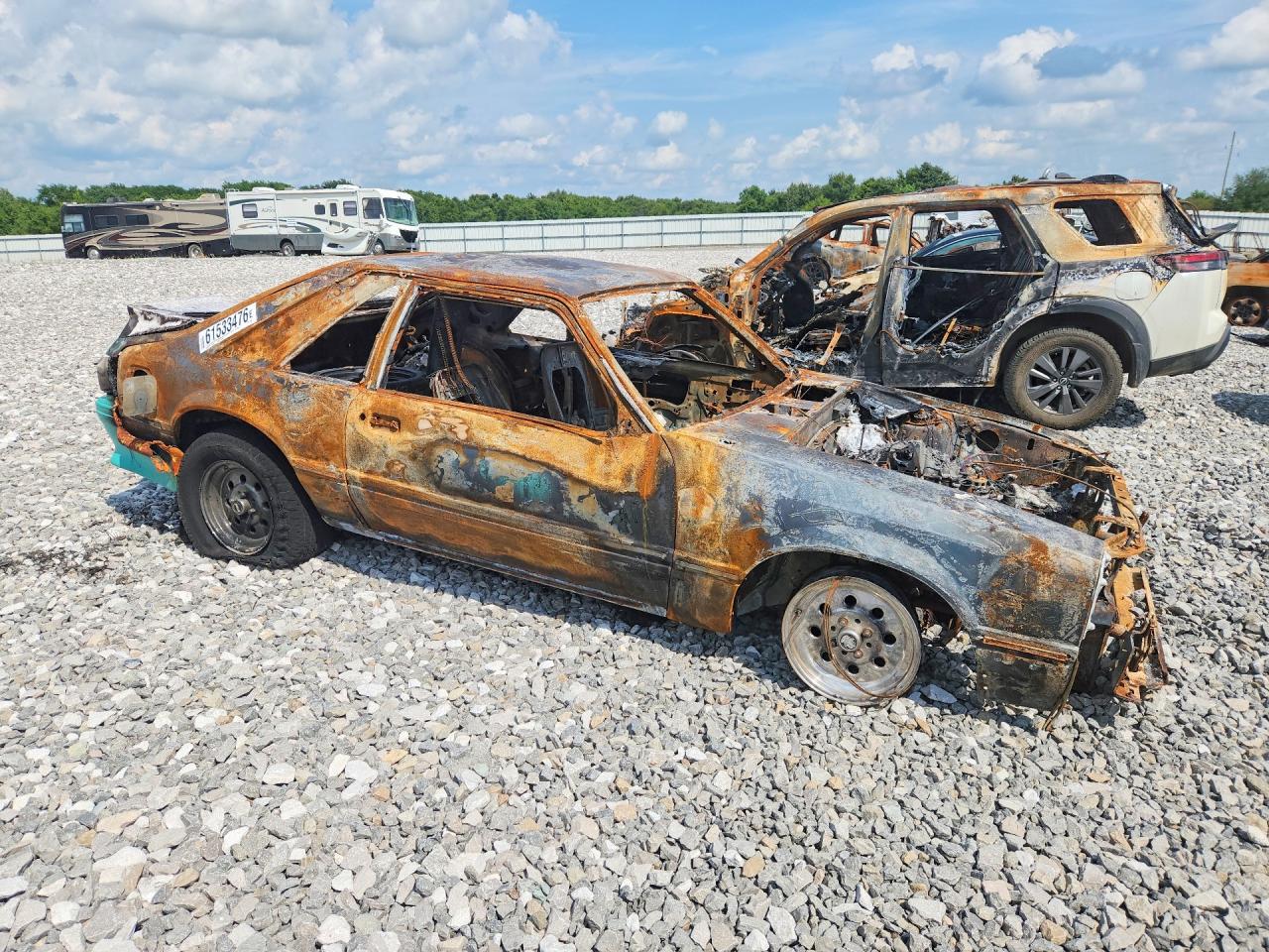 1988 Ford Mustang Gt Blue vin: 1FABP42E1JF219526