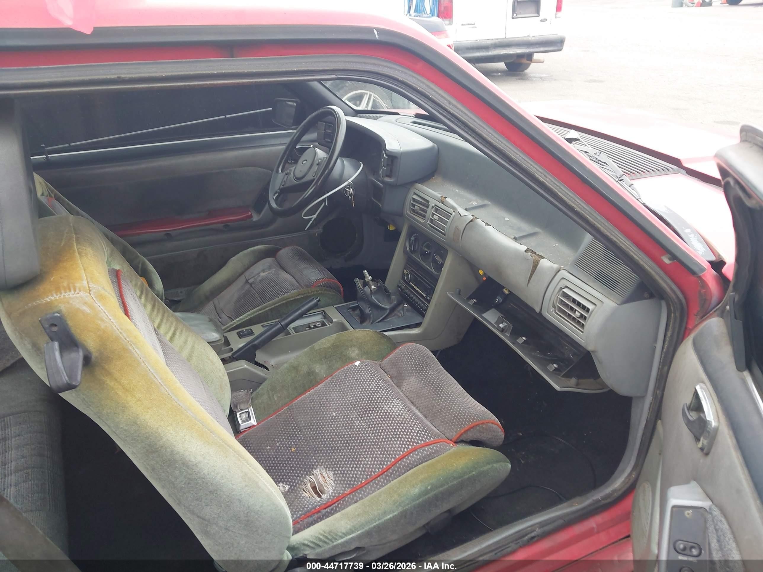 1989 Ford Mustang Gt/cobra Gt Red vin: 1FABP42E5KF135761