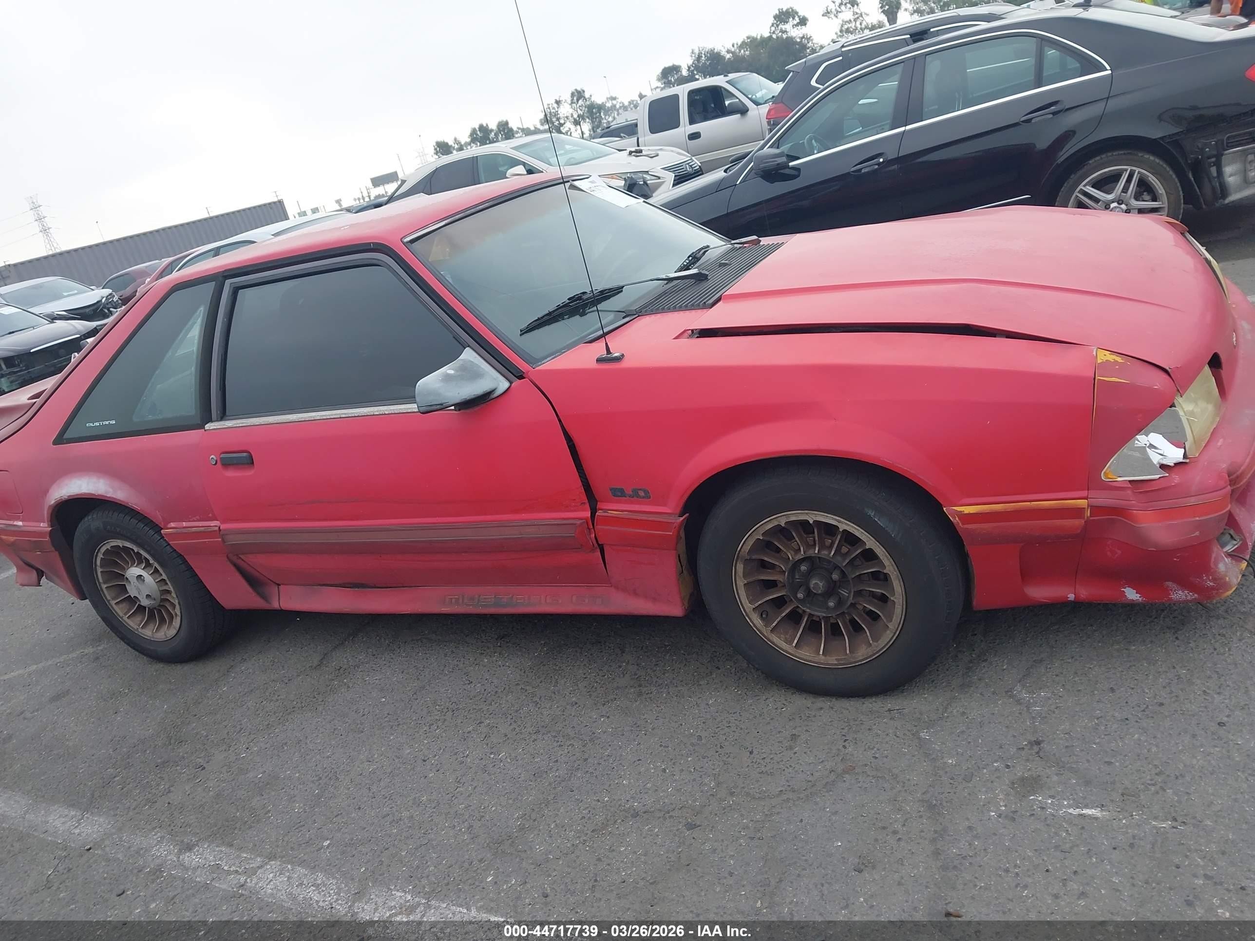 1989 Ford Mustang Gt/cobra Gt Red vin: 1FABP42E5KF135761