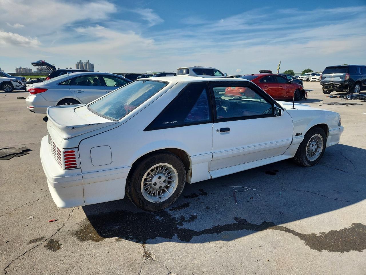 1989 Ford Mustang Gt White vin: 1FABP42E8KF214261