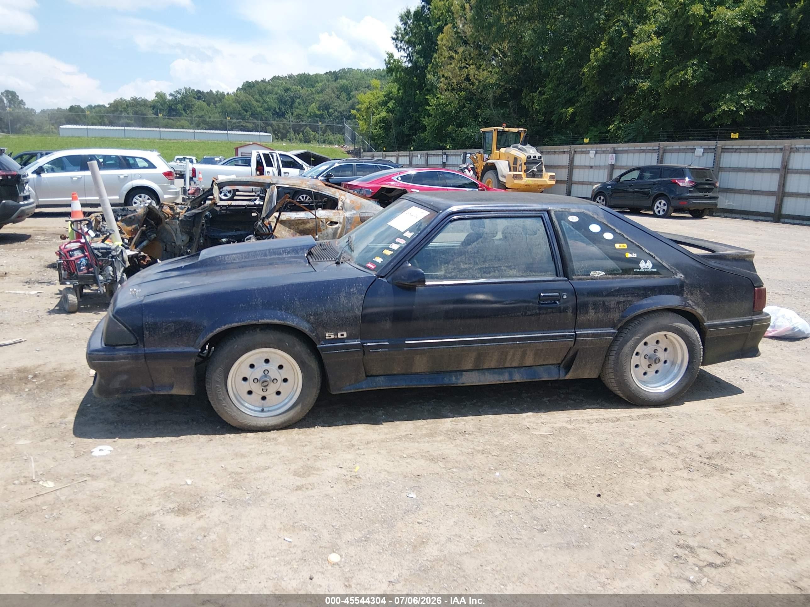 1988 Ford Mustang Gt Black vin: 1FABP42E9JF174075