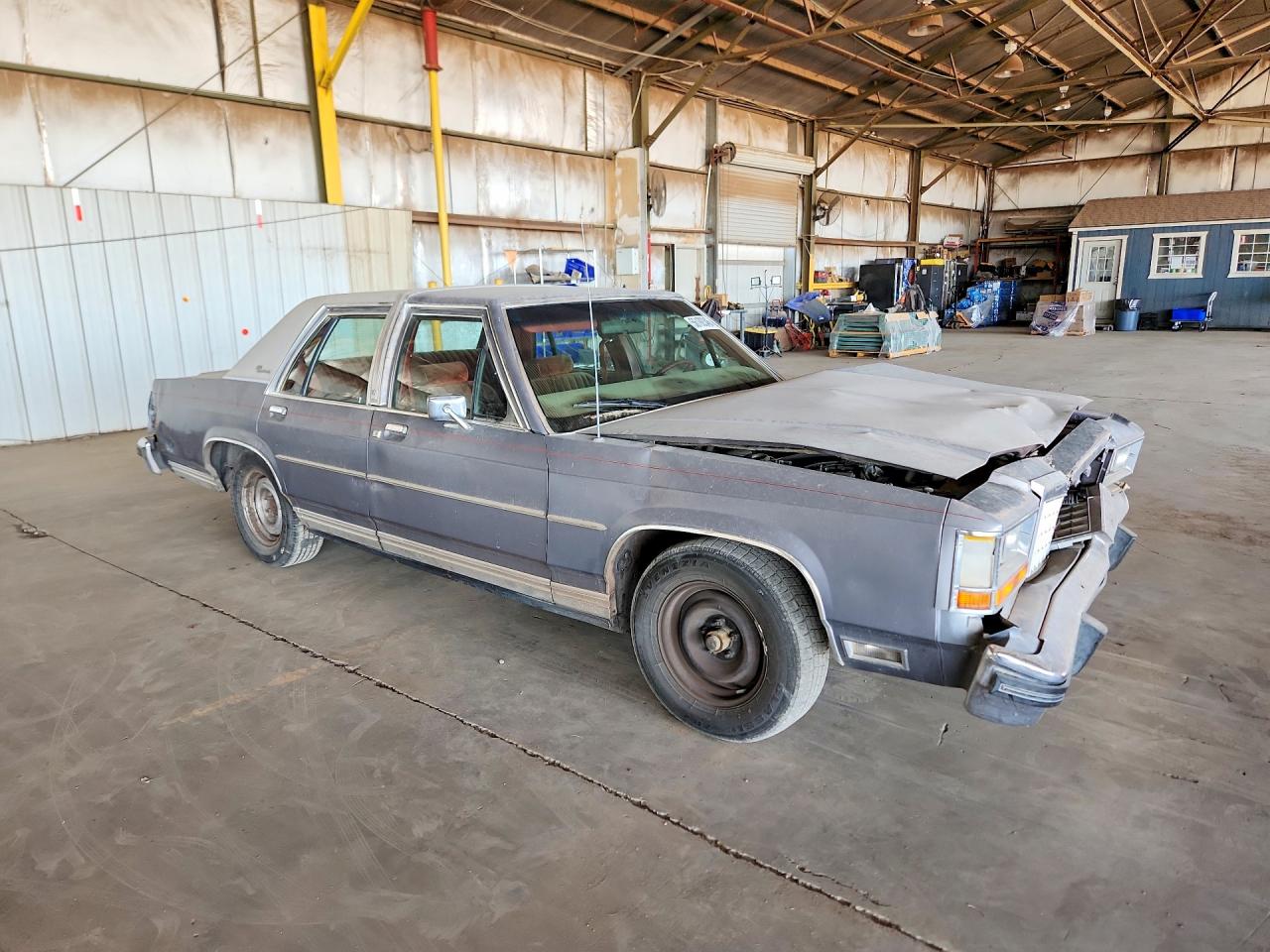 1985 Ford Ltd Crown Victoria Серый vin: 1FABP43F8FZ126273