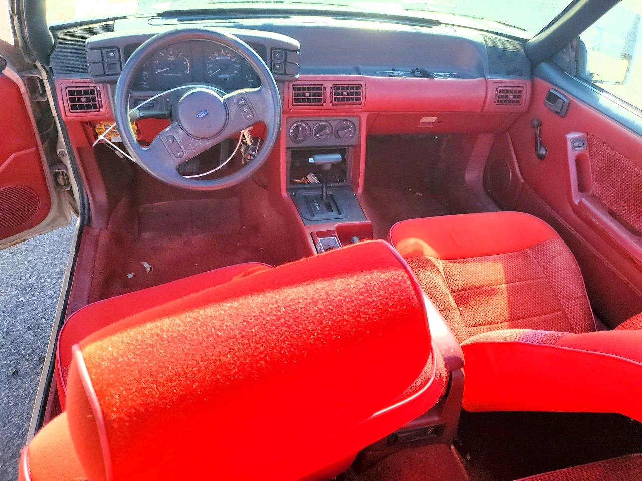 1987 Ford Mustang Lx Желто-коричневый vin: 1FABP44A0HF226360