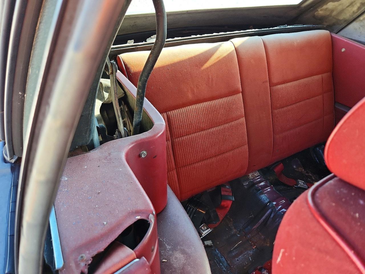 1988 Ford Mustang Lx Red vin: 1FABP44AXJF168487