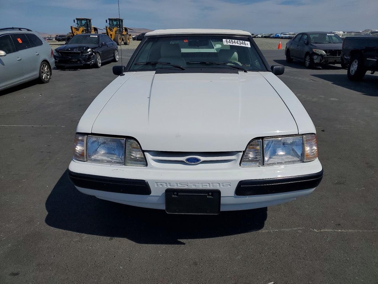 1989 Ford Mustang Lx White vin: 1FABP44E2KF180315