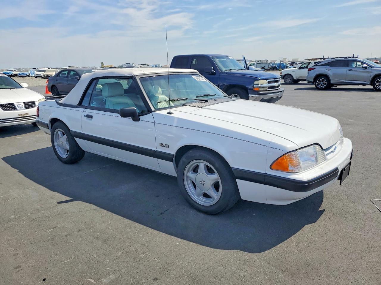 1989 Ford Mustang Lx White vin: 1FABP44E2KF180315