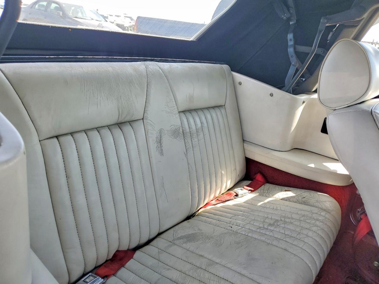 1989 Ford Mustang Lx White vin: 1FABP44E2KF180315
