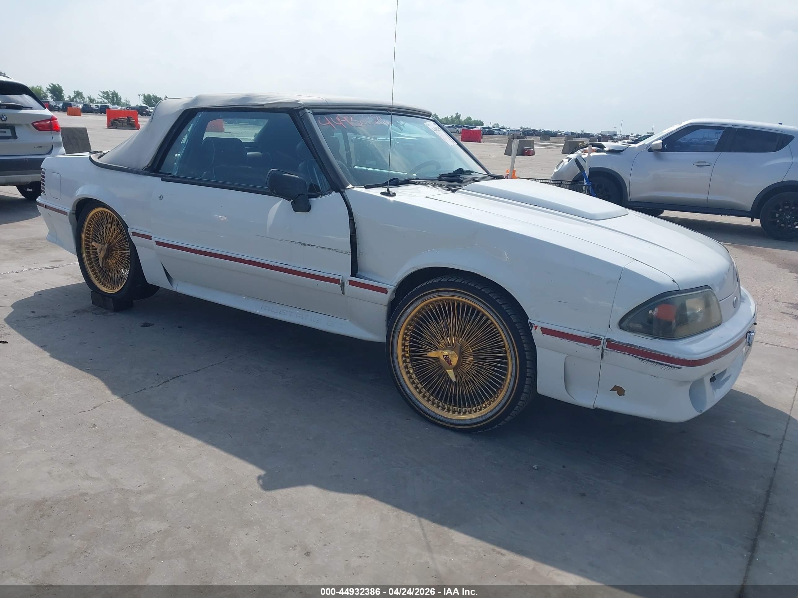 1988 Ford Mustang Gt Белый vin: 1FABP45E2JF188640