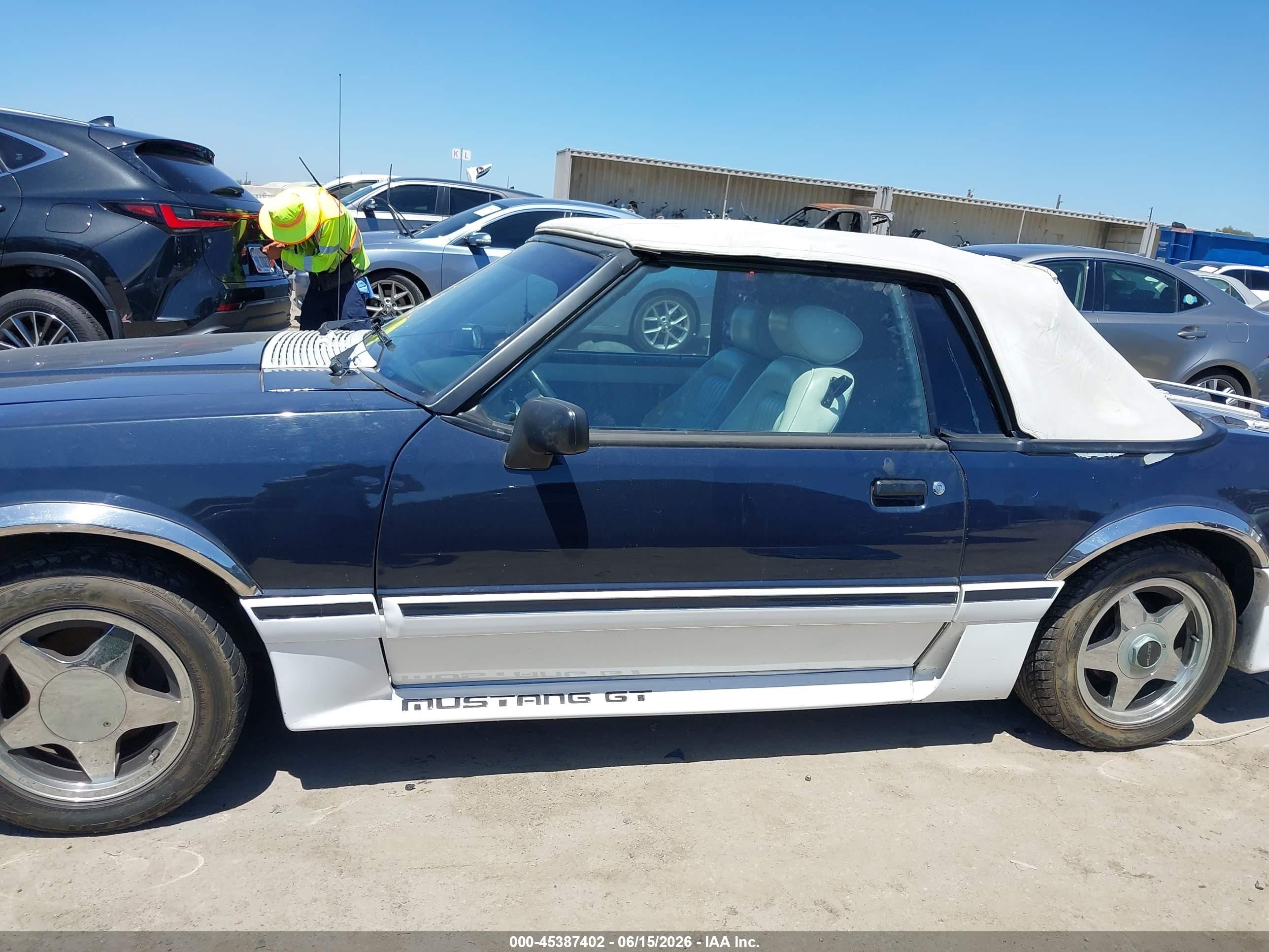1989 Ford Mustang Gt/cobra Gt Dark Blue vin: 1FABP45E5KF163880