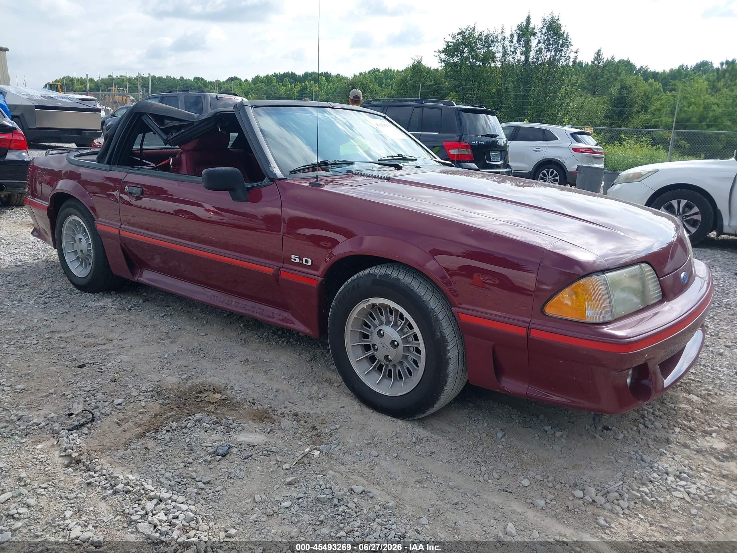 1988 Ford Mustang Gt Maroon vin: 1FABP45E8JF194281