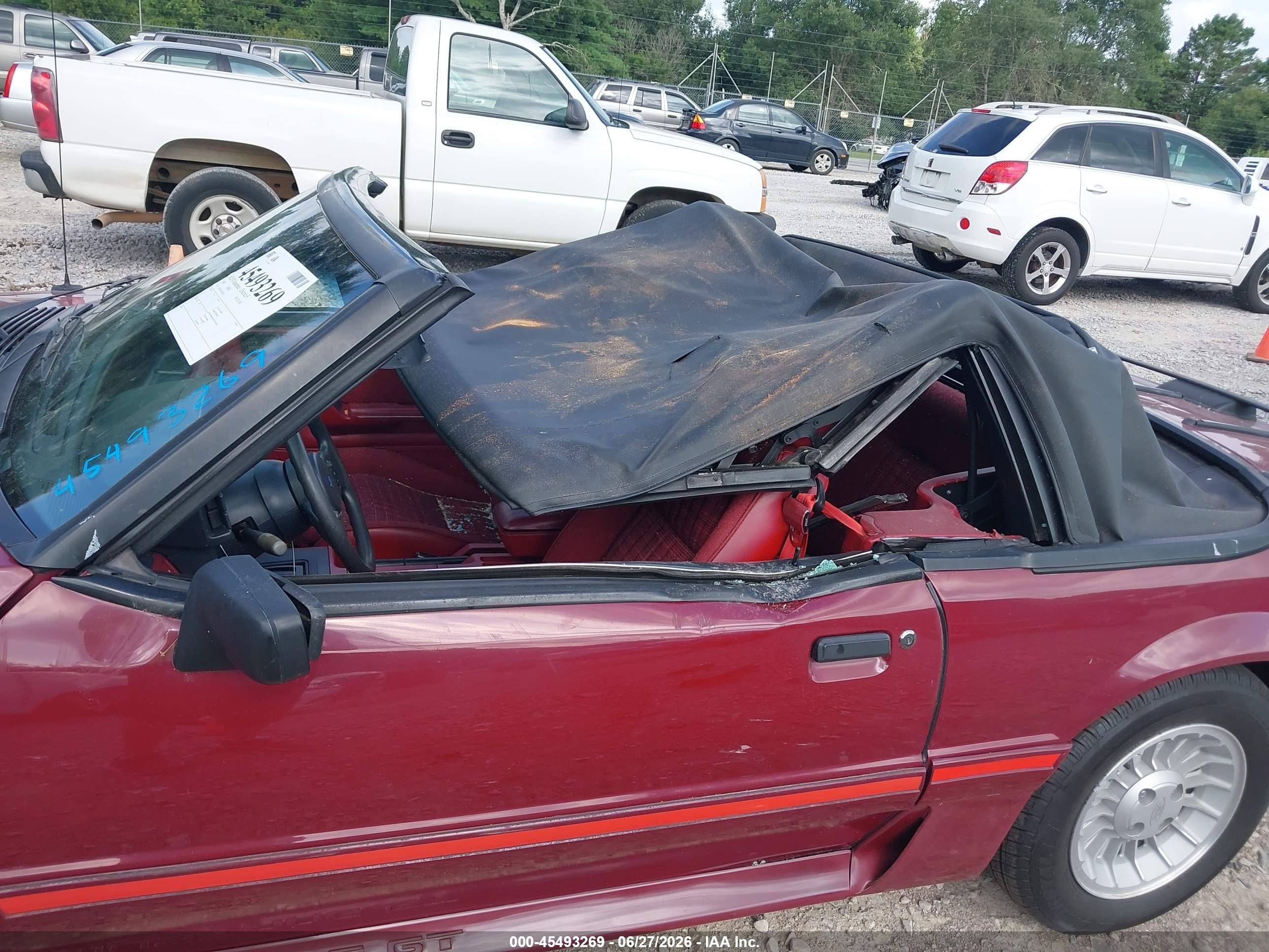 1988 Ford Mustang Gt Maroon vin: 1FABP45E8JF194281