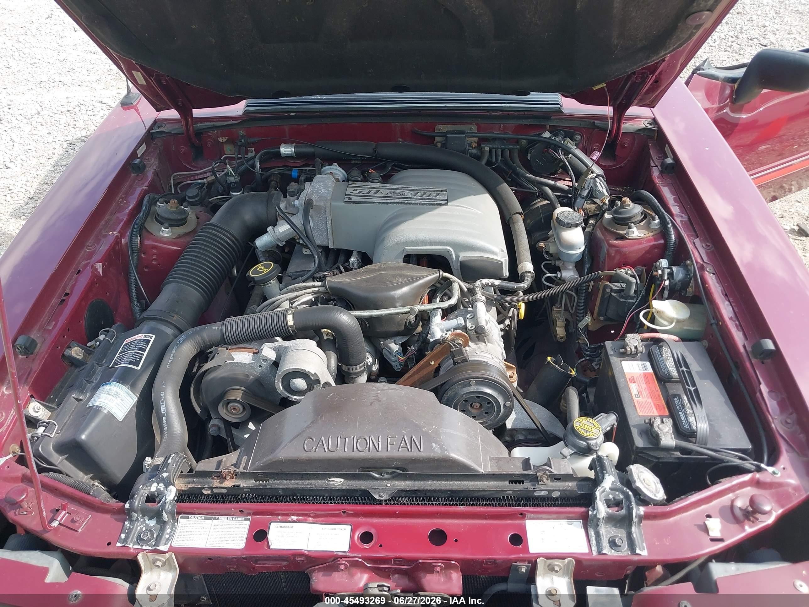 1988 Ford Mustang Gt Maroon vin: 1FABP45E8JF194281
