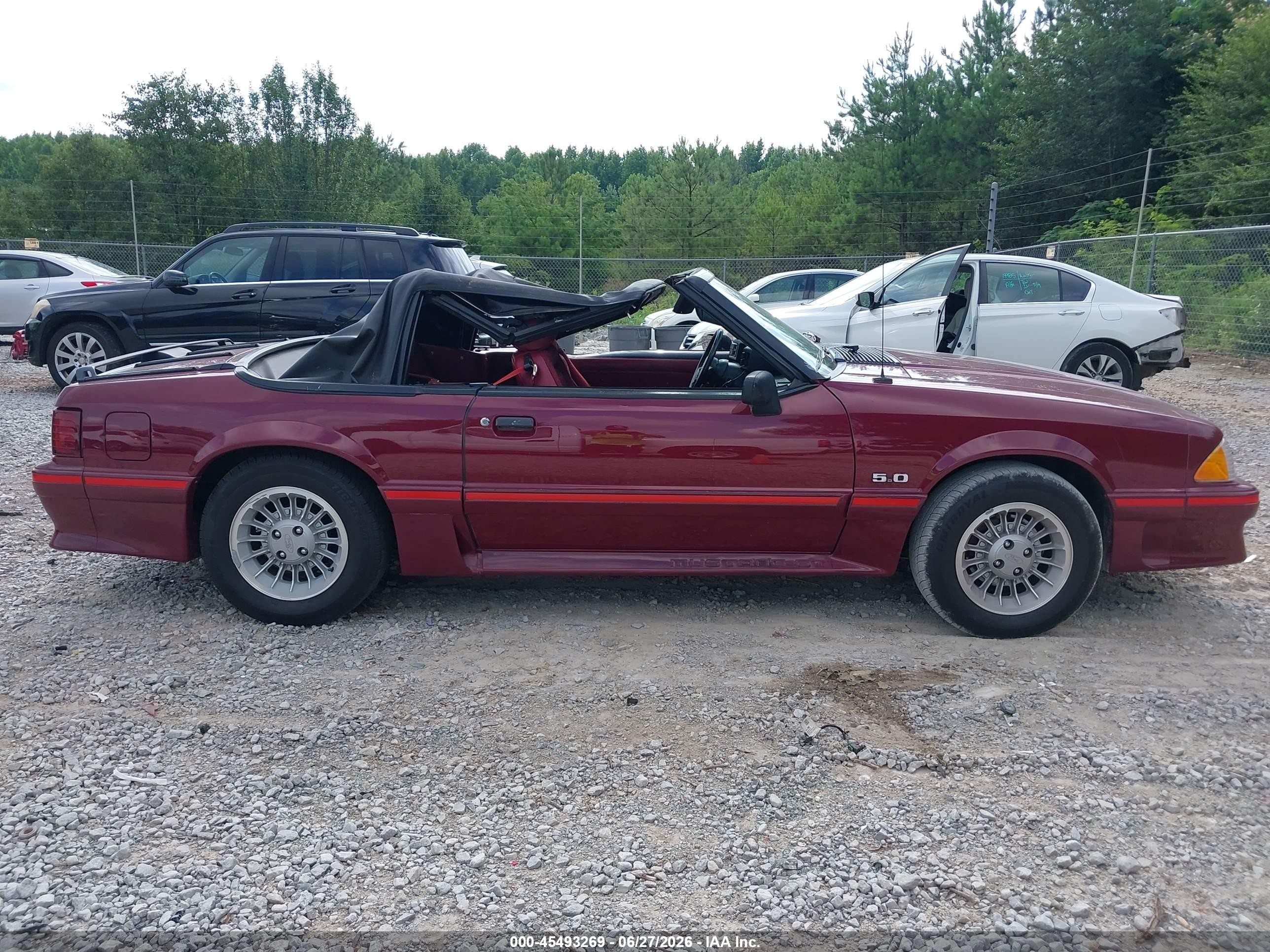 1988 Ford Mustang Gt Maroon vin: 1FABP45E8JF194281