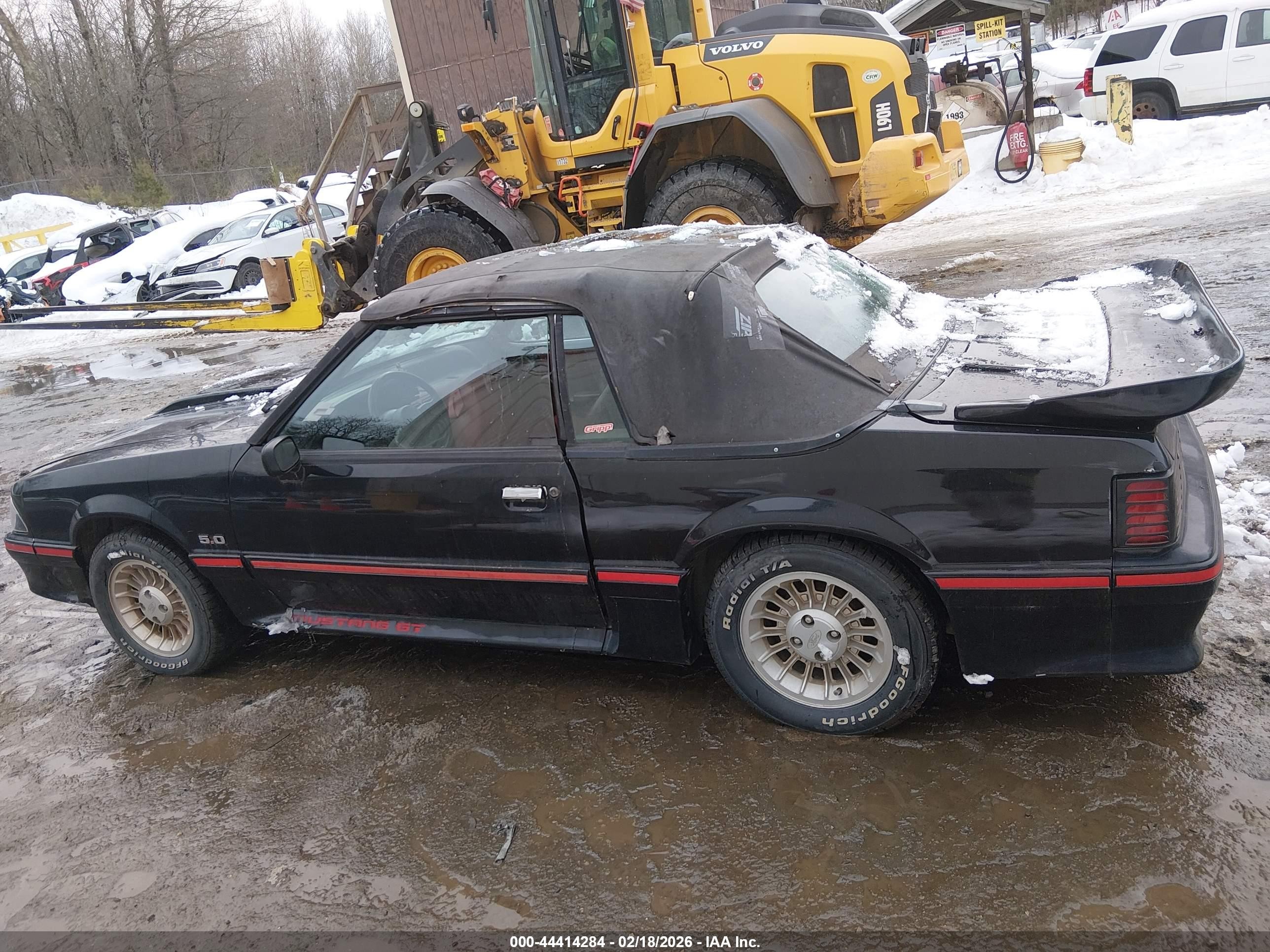 1988 Ford Mustang Gt Black vin: 1FABP45E9JF263589