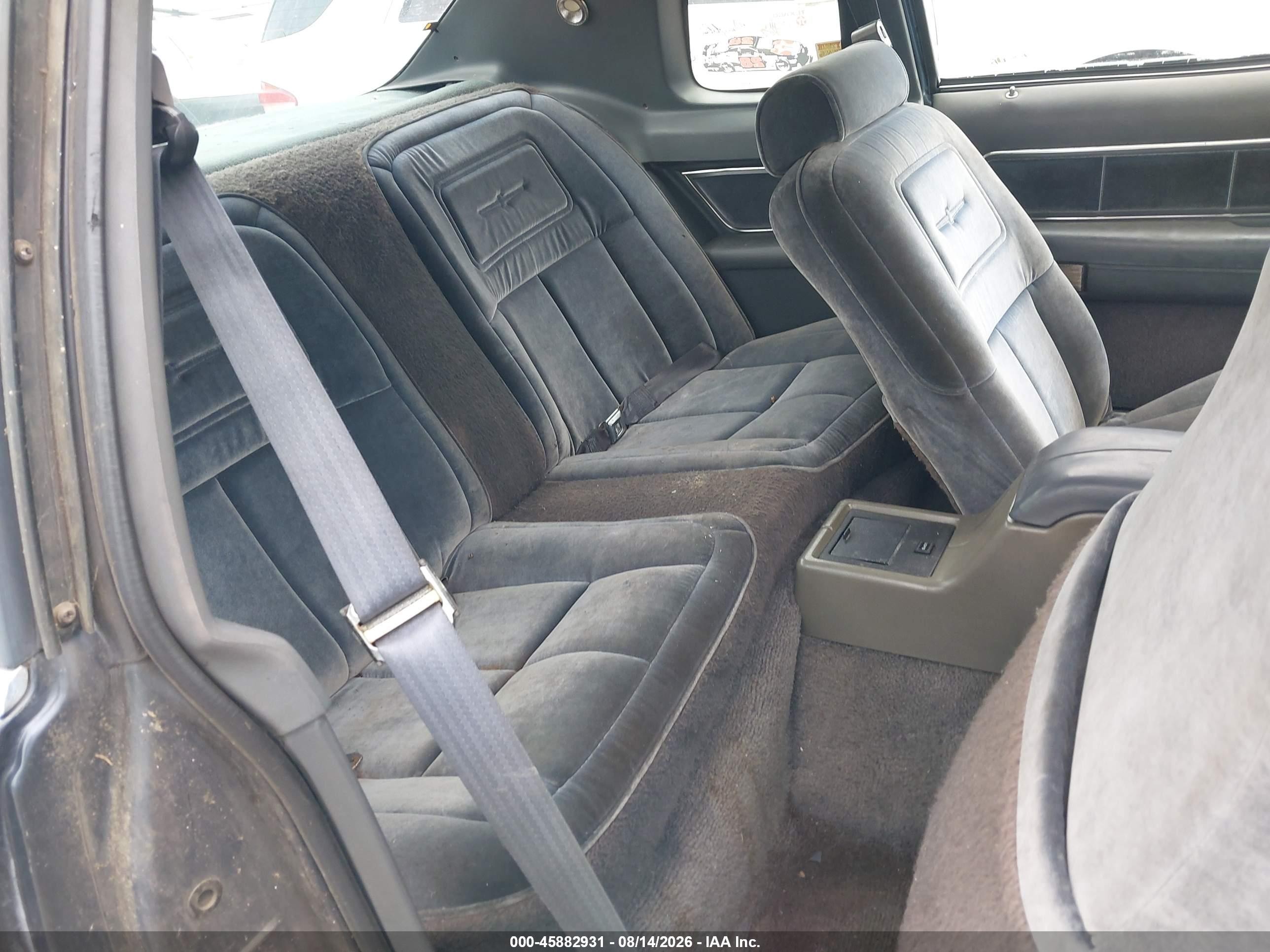 1984 Ford Thunderbird   Black vin: 1FABP4634EH231737