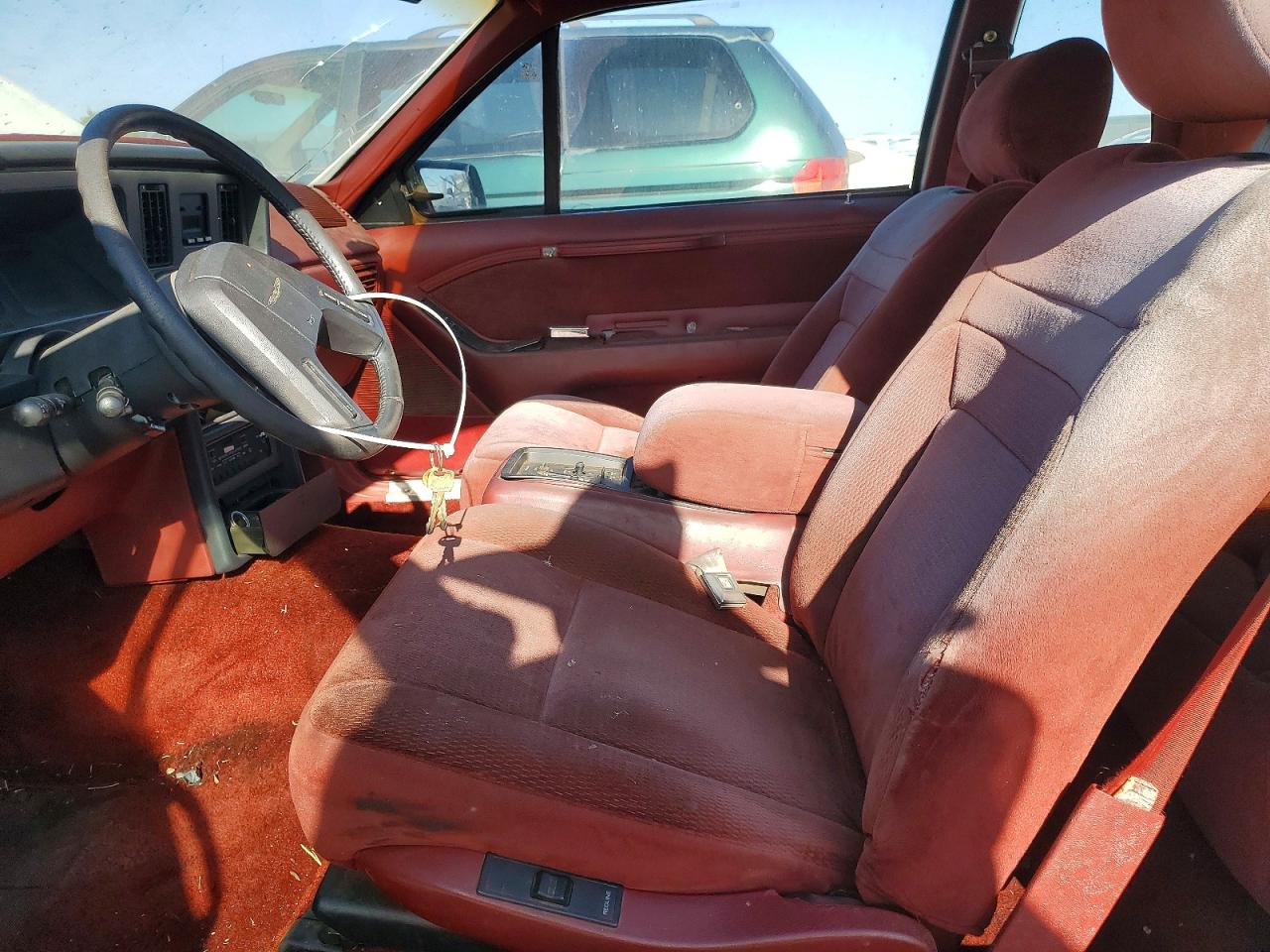 1985 Ford Thunderbird White vin: 1FABP46F9FH191568