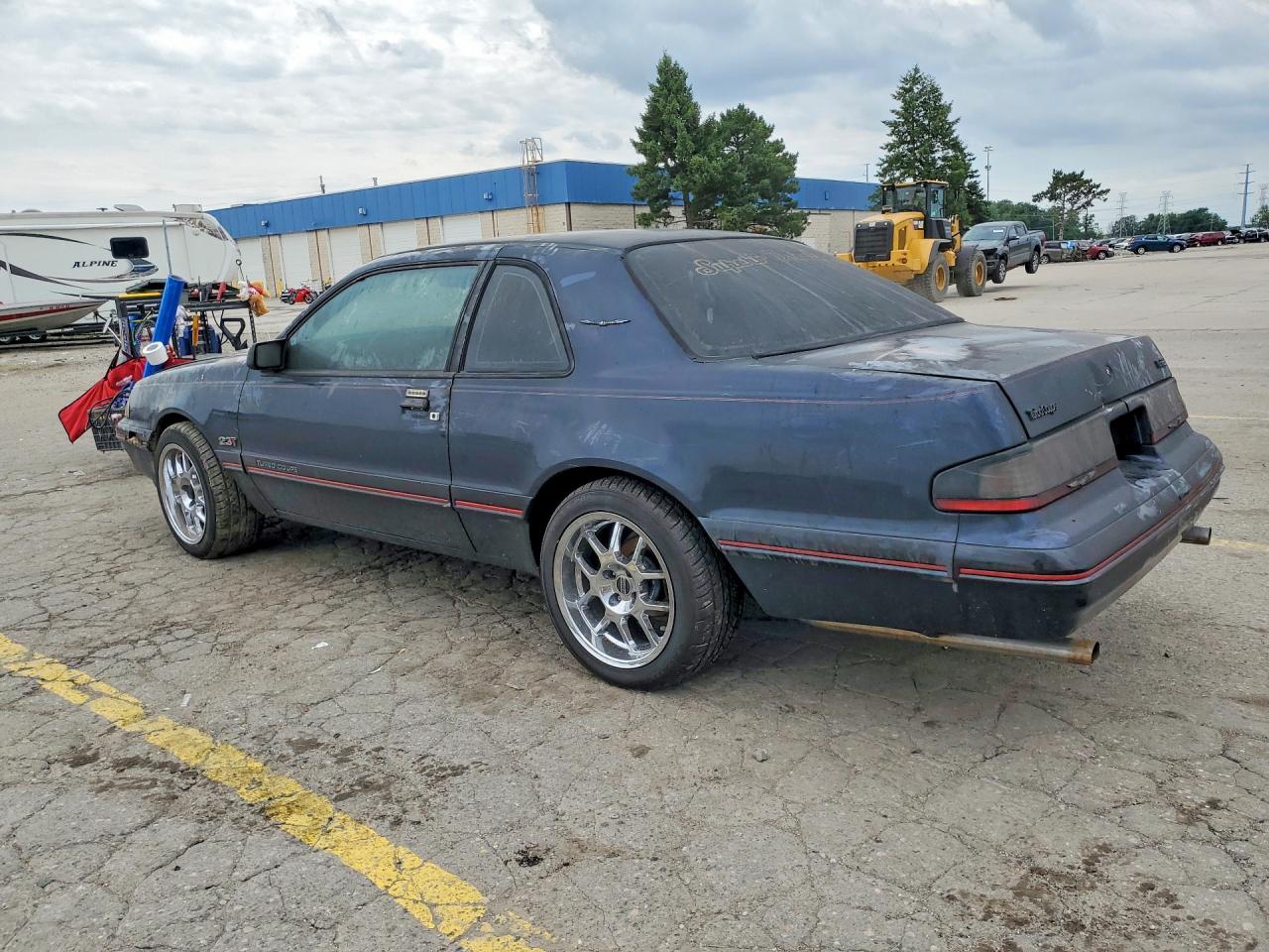 1988 Ford Thunderbird Blue vin: 1FABP64T5JH175638