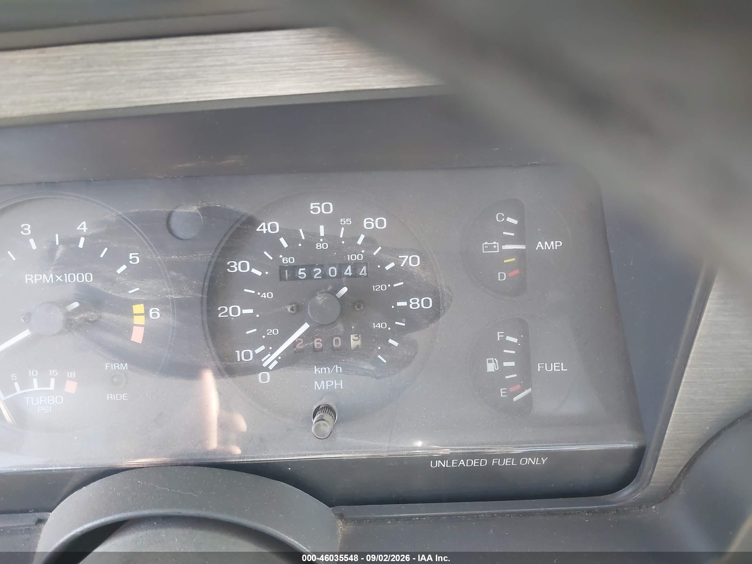 1988 Ford Thunderbird   Серебряный vin: 1FABP64T7JH229571