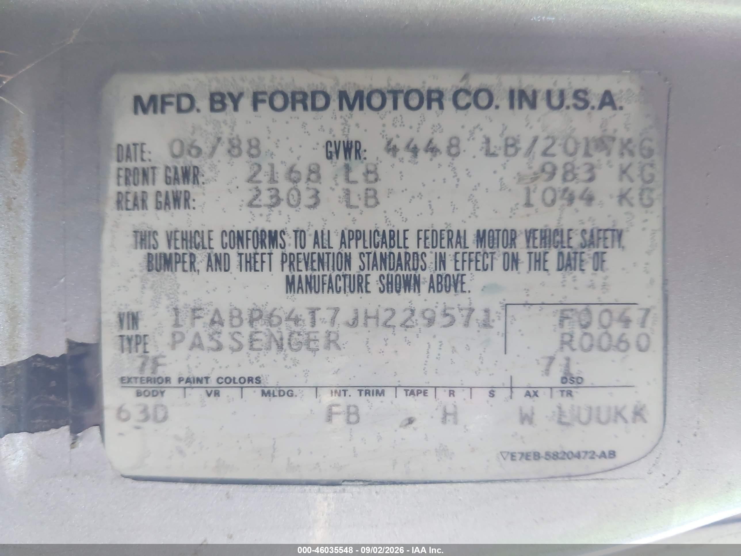 1988 Ford Thunderbird   Серебряный vin: 1FABP64T7JH229571
