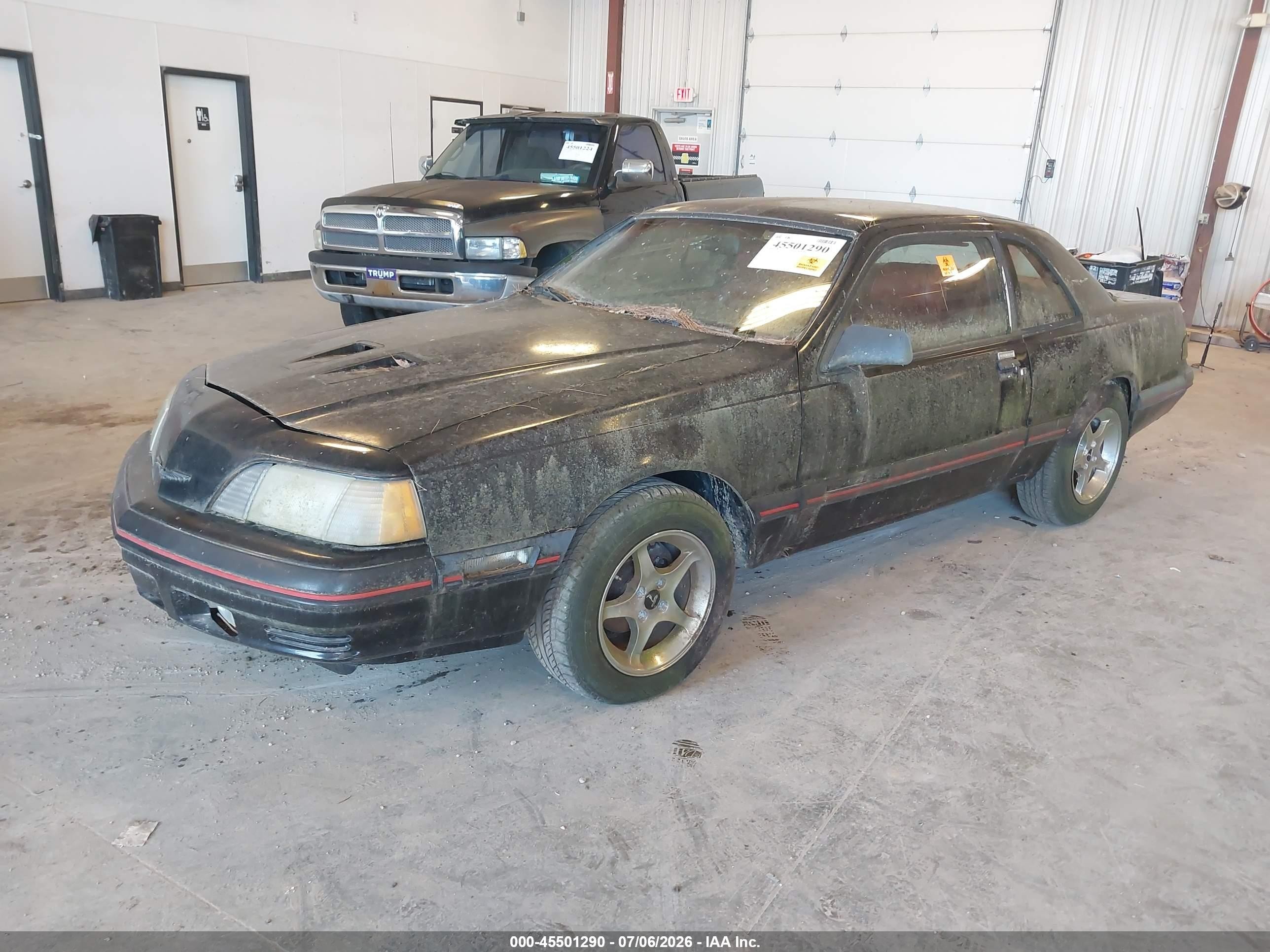 1987 Ford Thunderbird   Black vin: 1FABP64W5HH221537