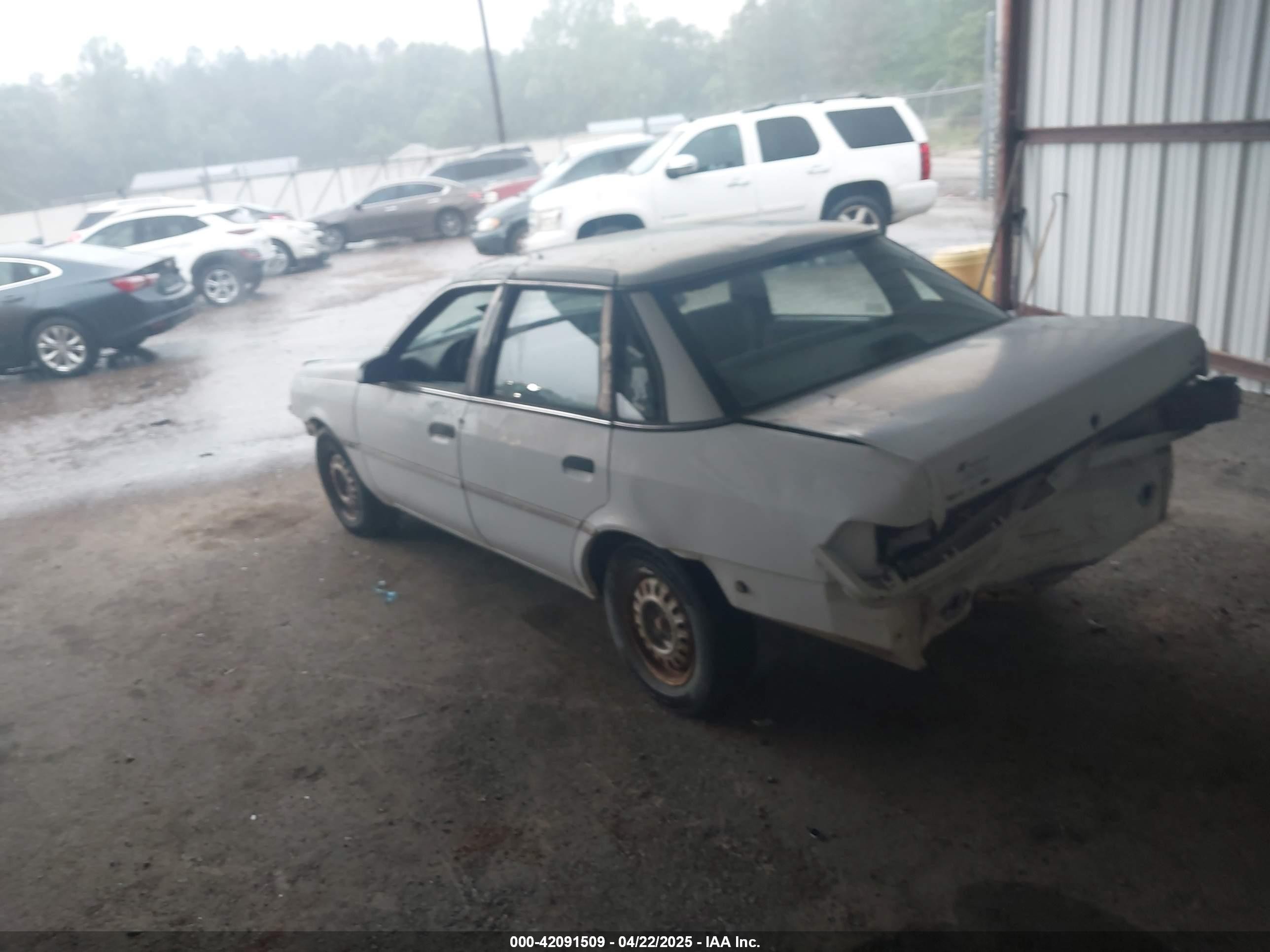 1992 Ford Tempo Gl White vin: 1FACP36X3NK192367
