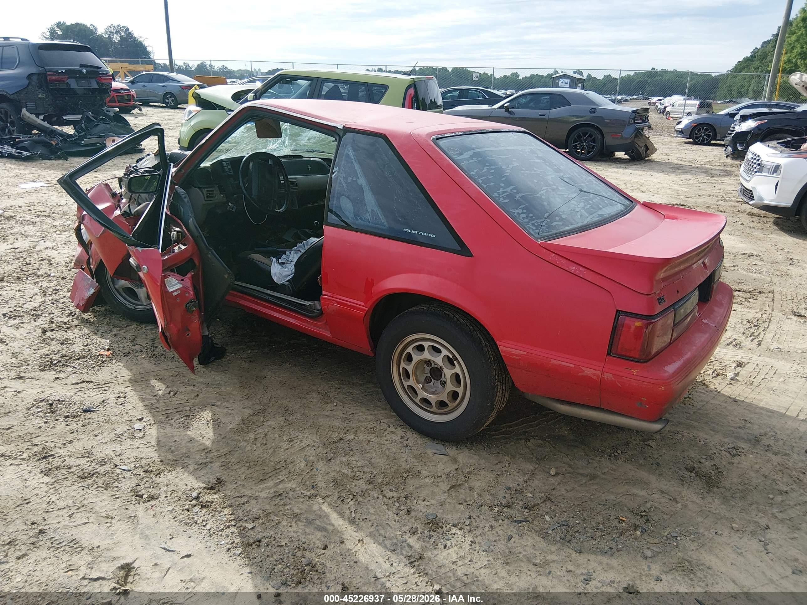 1990 Ford Mustang Lx Красный vin: 1FACP41E2LF137491