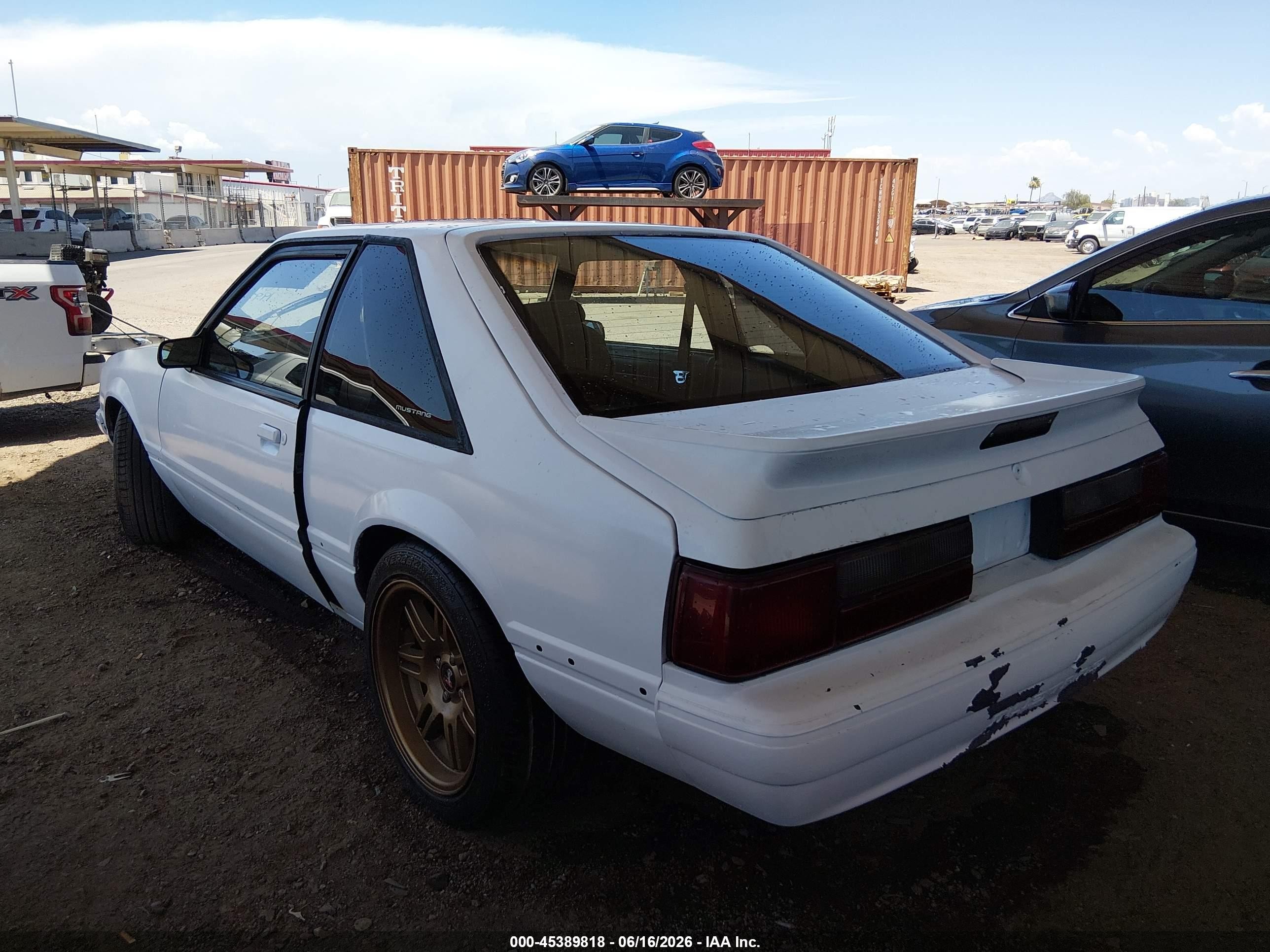 1993 Ford Mustang Lx Белый vin: 1FACP41E5PF215851
